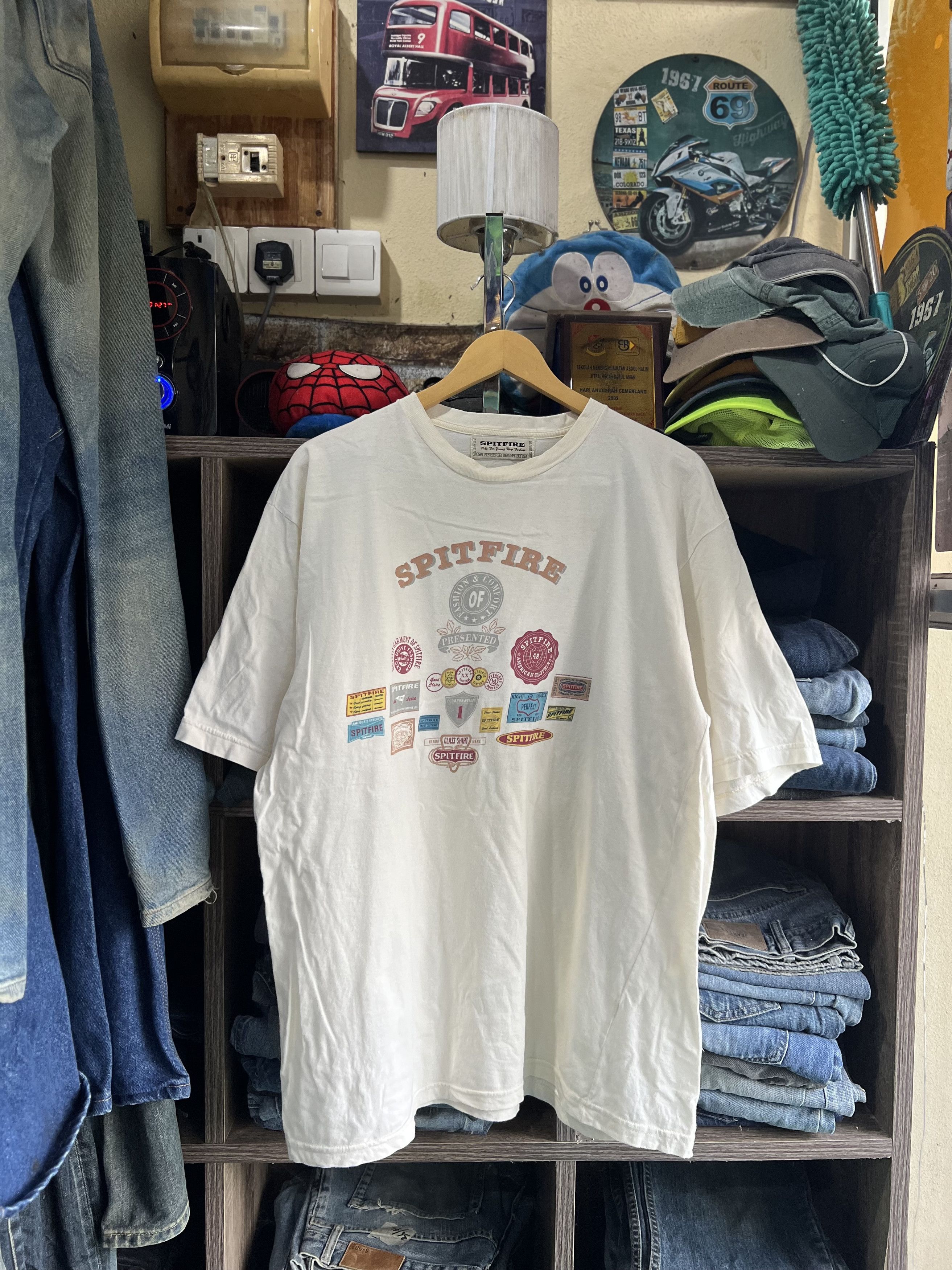 Spitfire 🔥Vintage Spitfire Logo Tee Size US L / EU 52-54 / 3 - 13 Thumbnail