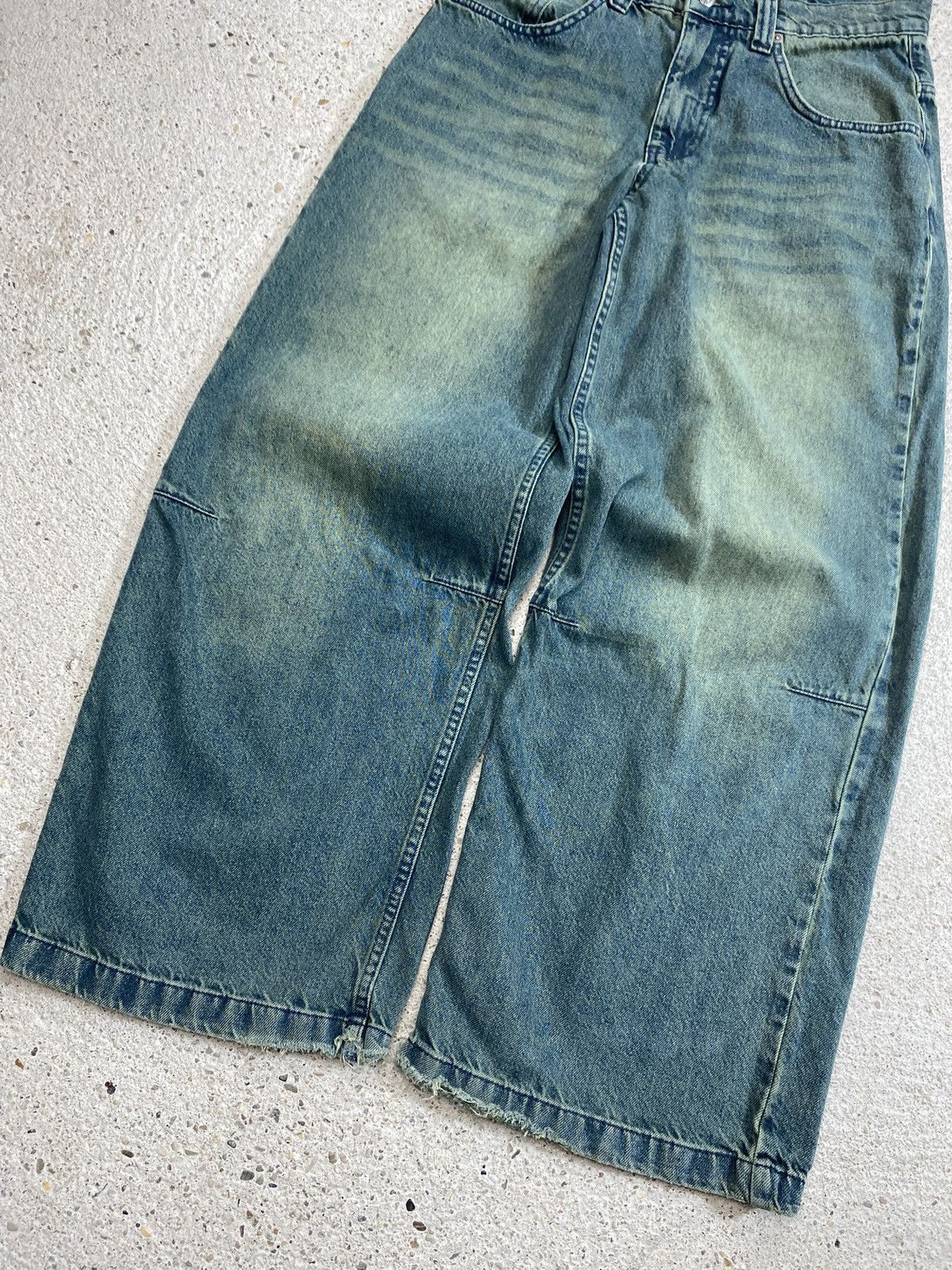 Jaded London Jaded london collosus fit oversized wide leg jeans wash Size US 26 / EU 42 - 2 Thumbnail