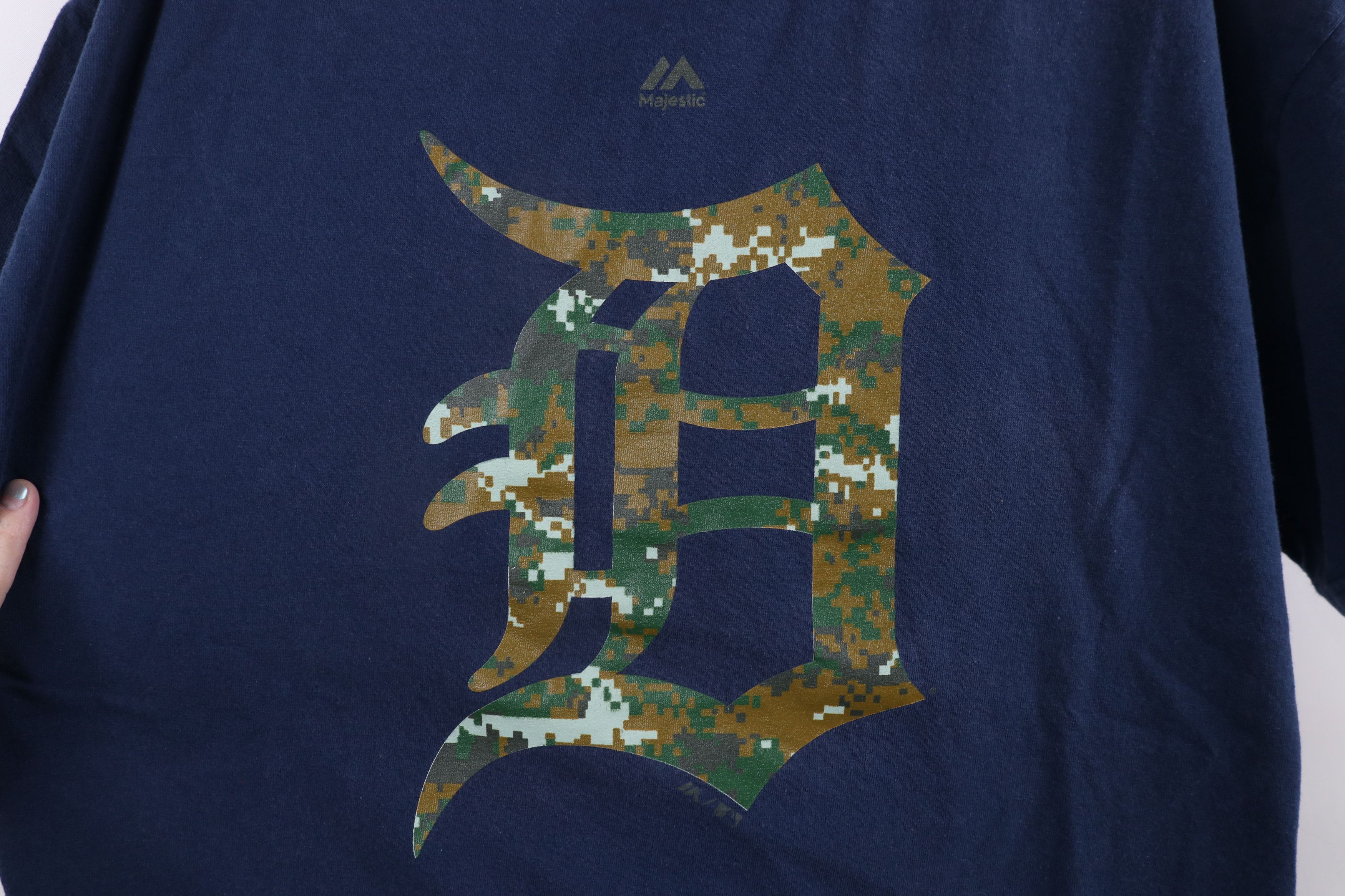 Majestic × Vintage Vintage Majestic Camouflage English D Detroit Tigers T-Shirt Size US XL / EU 56 / 4 - 4 Thumbnail