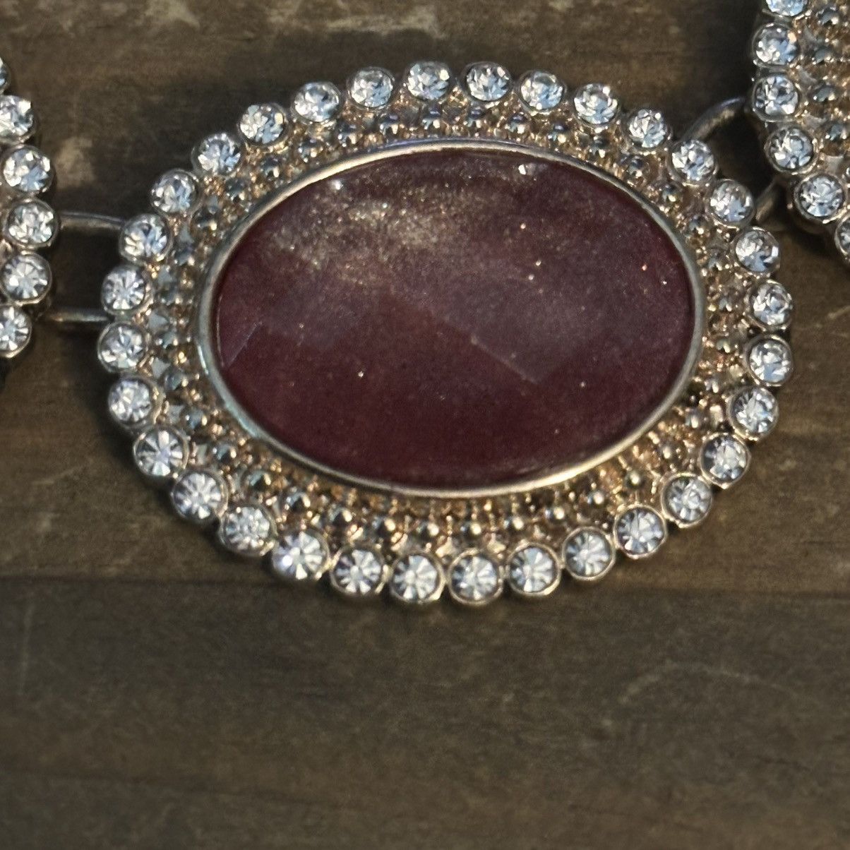 Other Gold tone cabochon and rhinestones link statement necklace Size ONE SIZE - 3 Thumbnail