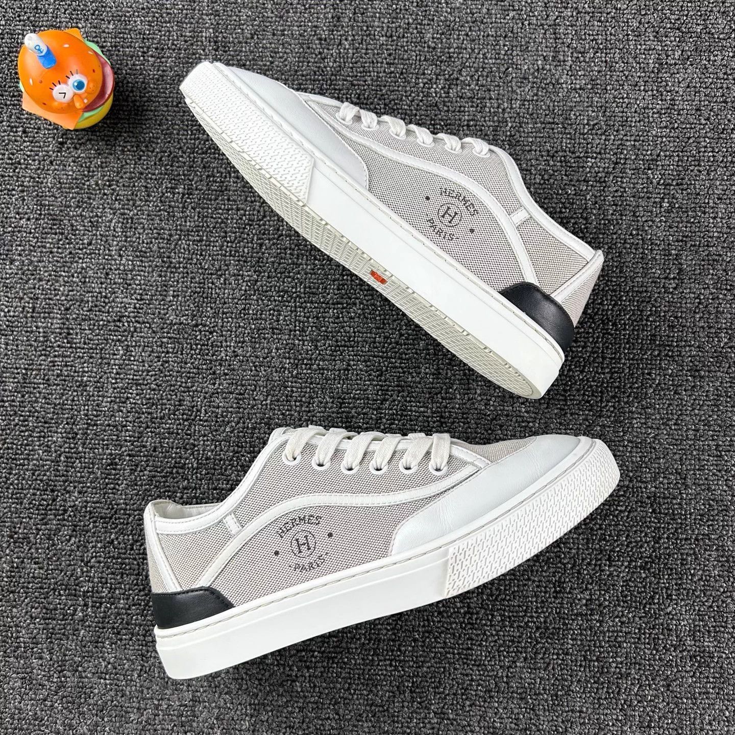 Hermes Hermes new gray women's sneakers 36.5 Size US 5.5 / IT 35.5 - 4 Thumbnail