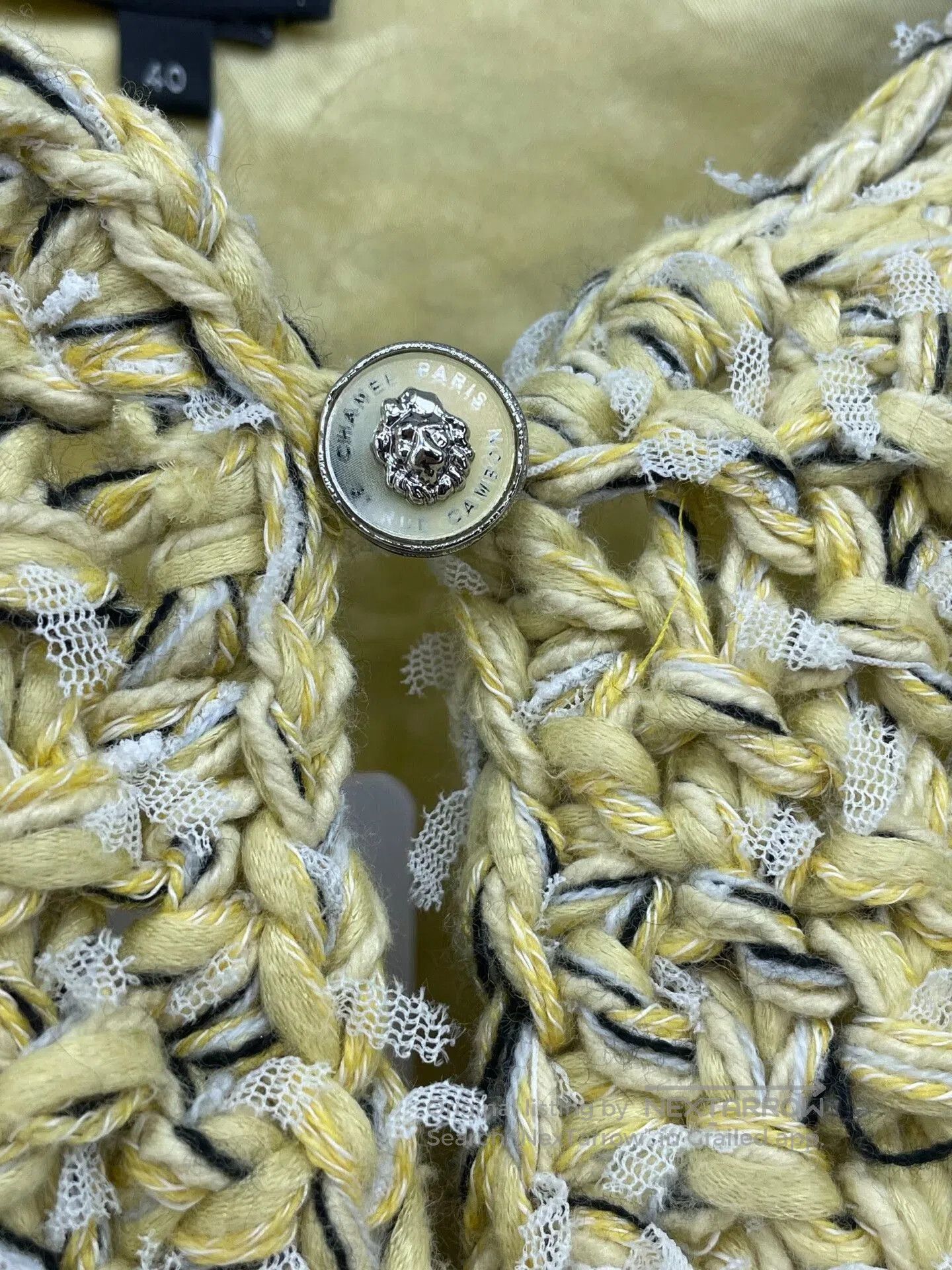 Chanel Chanel Light Yellow Knit Short Jacket. Size S / US 4 / IT 40 - 3 Thumbnail