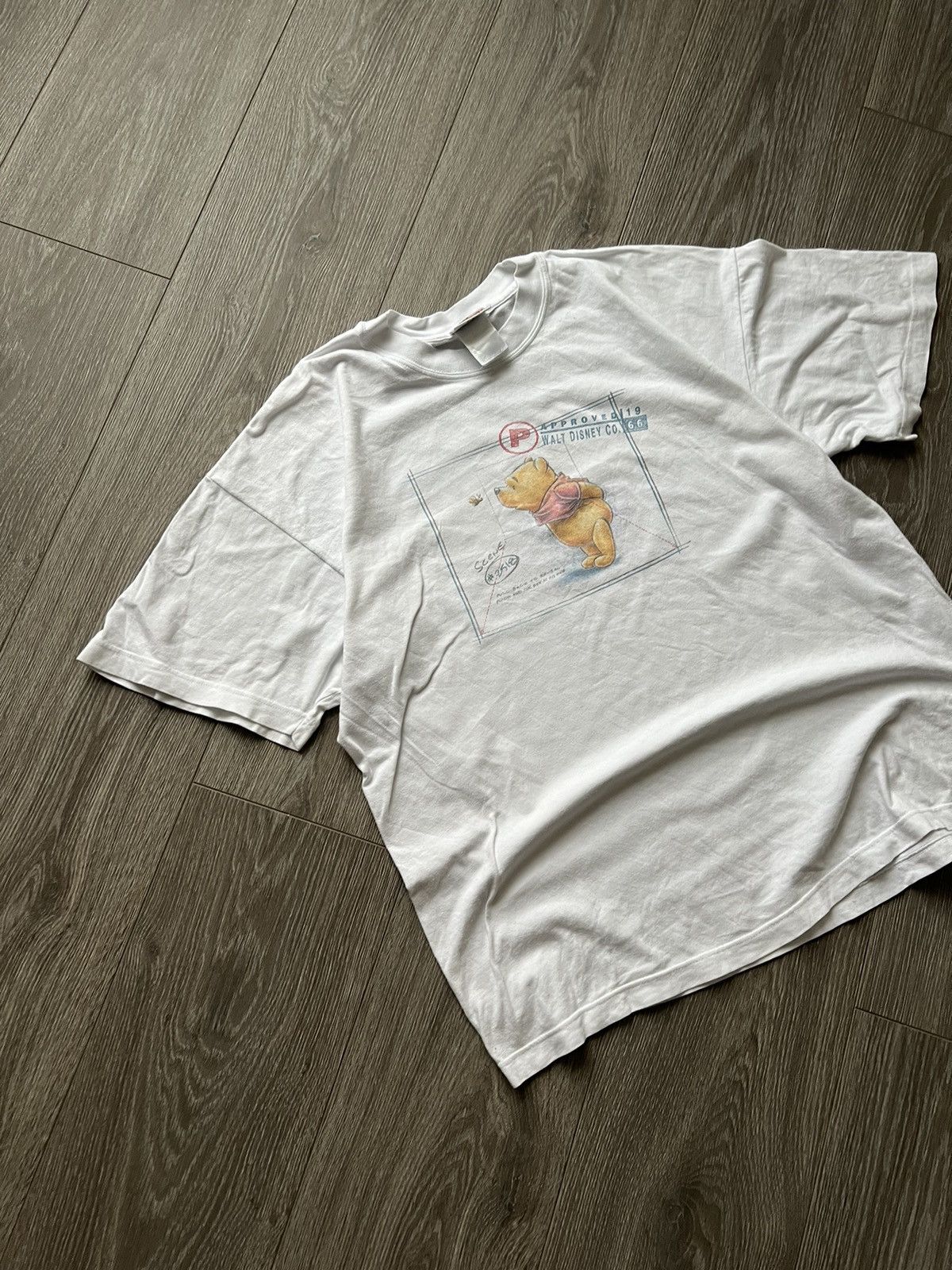 Disney × Vintage 90s Vintage Winnie the Pooh Disney Tee Movie Size US L / EU 52-54 / 3 - 7 Thumbnail