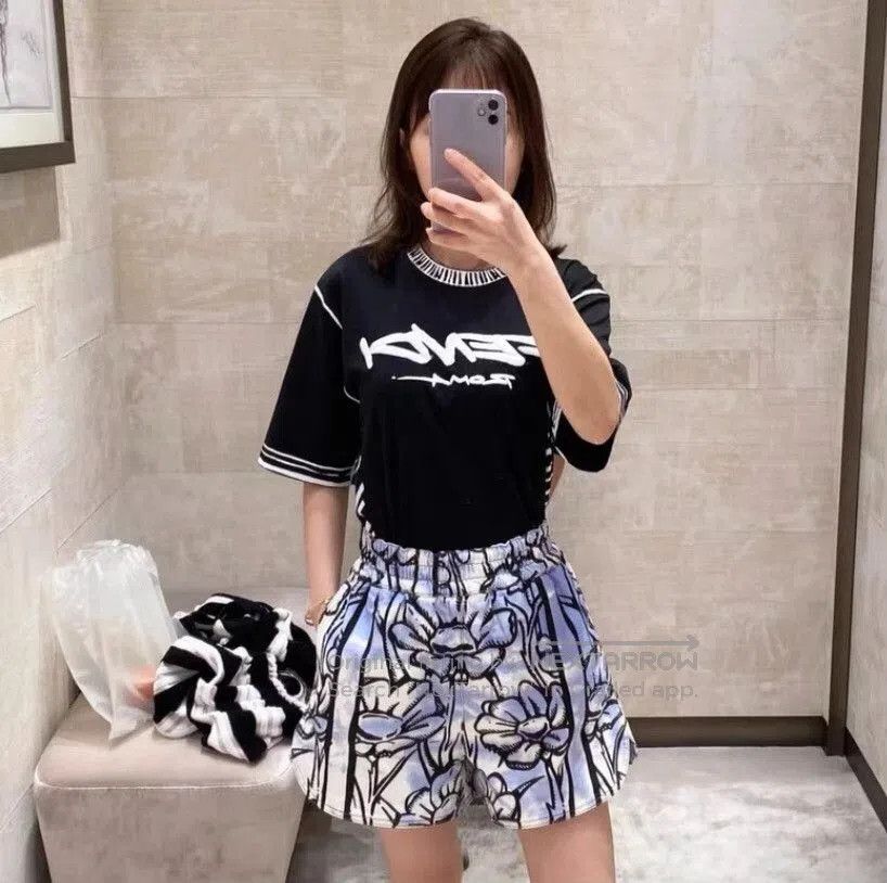 Fendi Fendi Colorful Floral Print Casual Shorts. Size US 40 / EU 56 - 8 Thumbnail