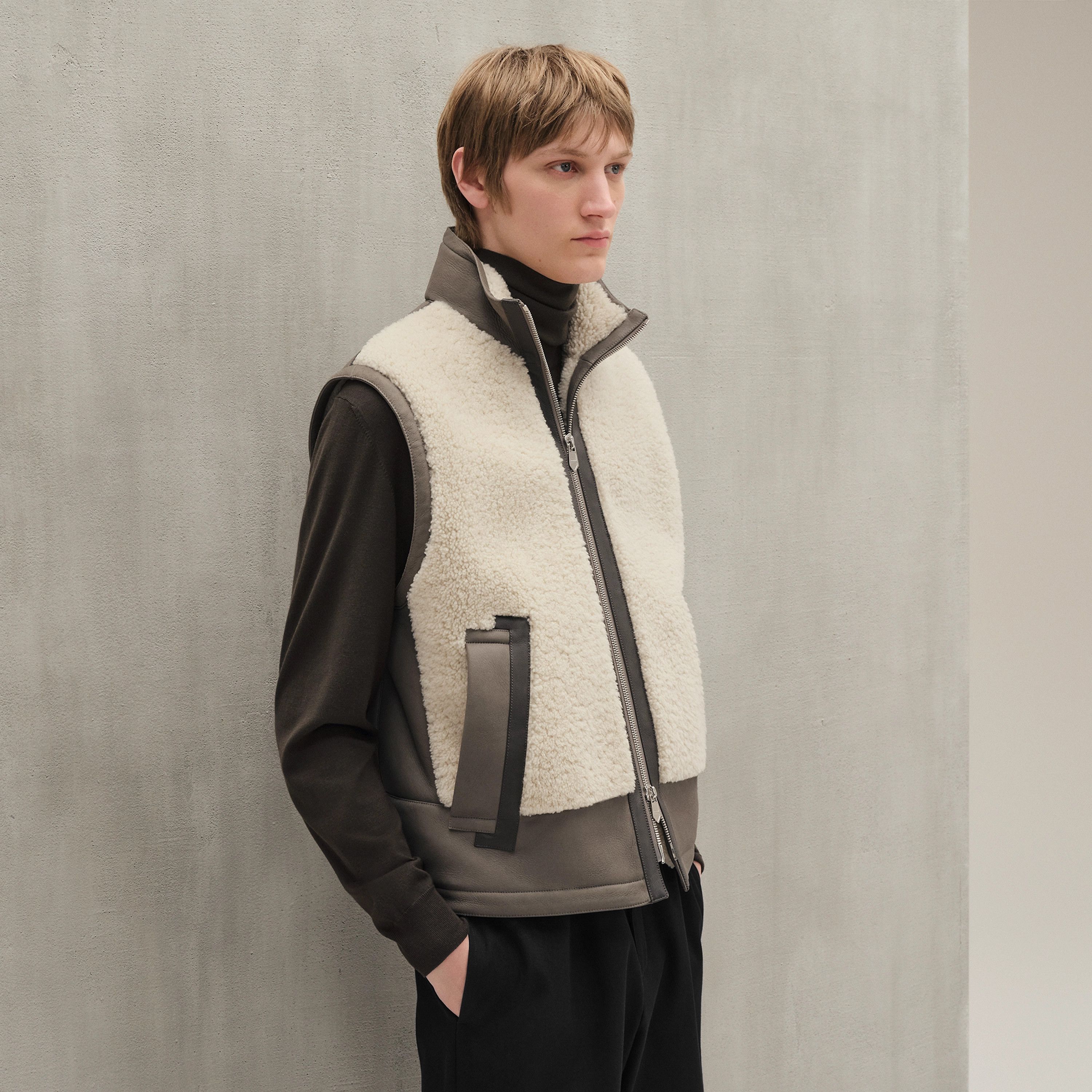 Hermes Ultimate Ultra Rare $16K w/tax Calf Shearling Leather Vest Size US M / EU 48-50 / 2 - 3 Thumbnail
