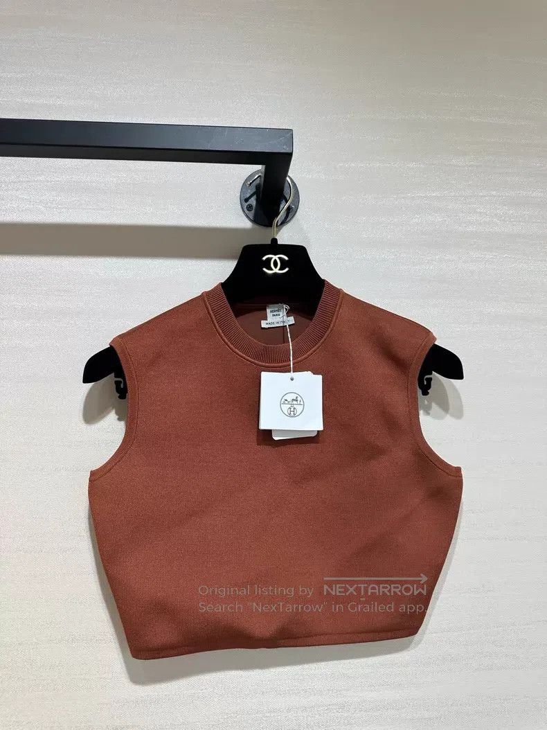Hermes Hermes Chestnut Brown Round Neck Short Sleeve Knit Vest Size XS / US 0-2 / IT 36-38 - 1 Thumbnail