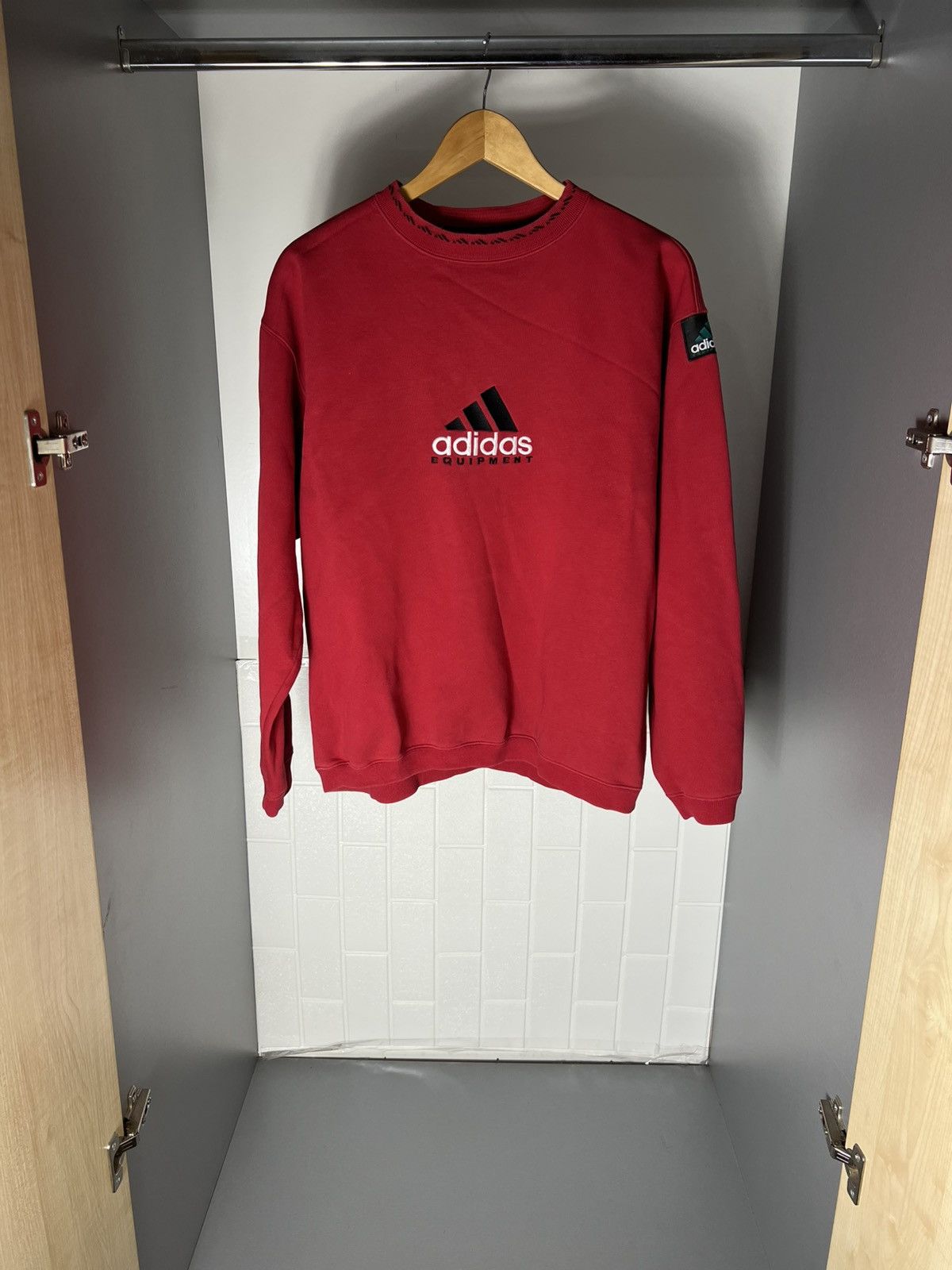 Adidas VINTAGE ADIDAS ORIGINAL EQUIPMENT RETRO SWEATSHIRT Y2K 90s Size US L / EU 52-54 / 3 - 7 Thumbnail