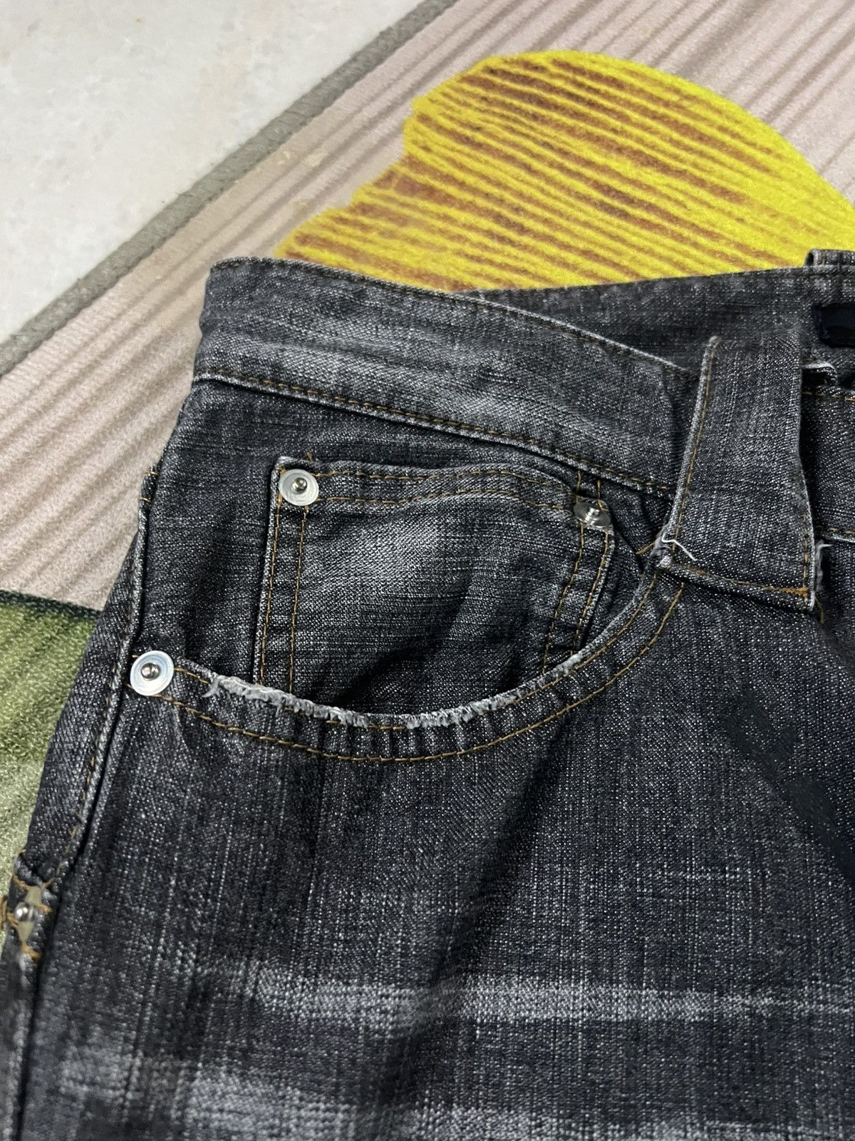 Japanese Brand 💥Zucca Multipocket Reconstruct Design Distressed Jean Size US 30 / EU 46 - 13 Thumbnail