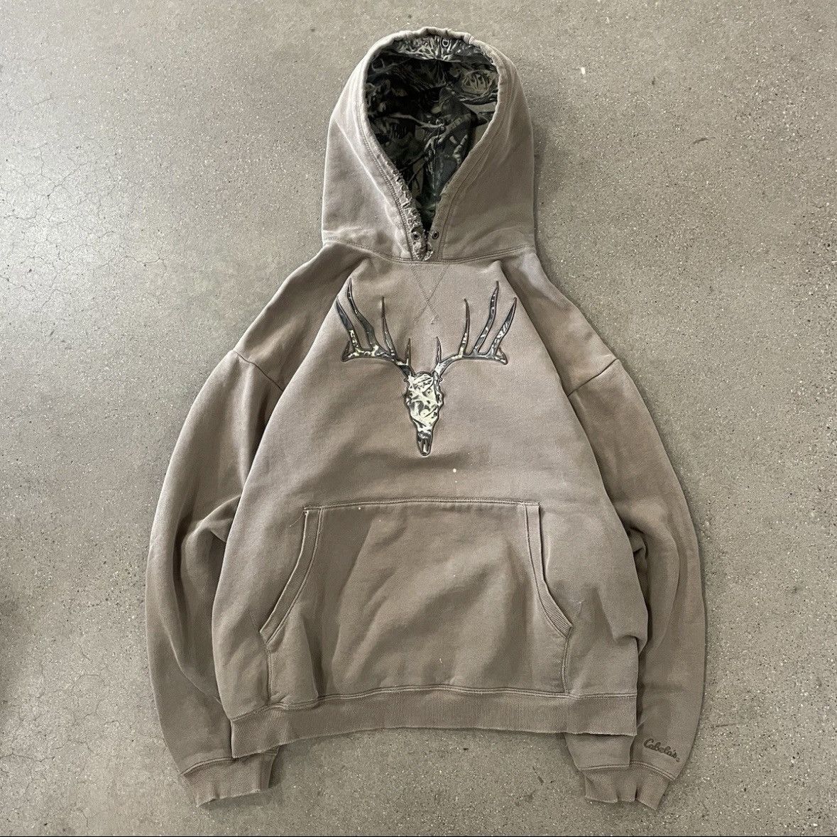 Cabelas Vintage Y2K Cabelas Camo Hoodie Size 2XL Brown