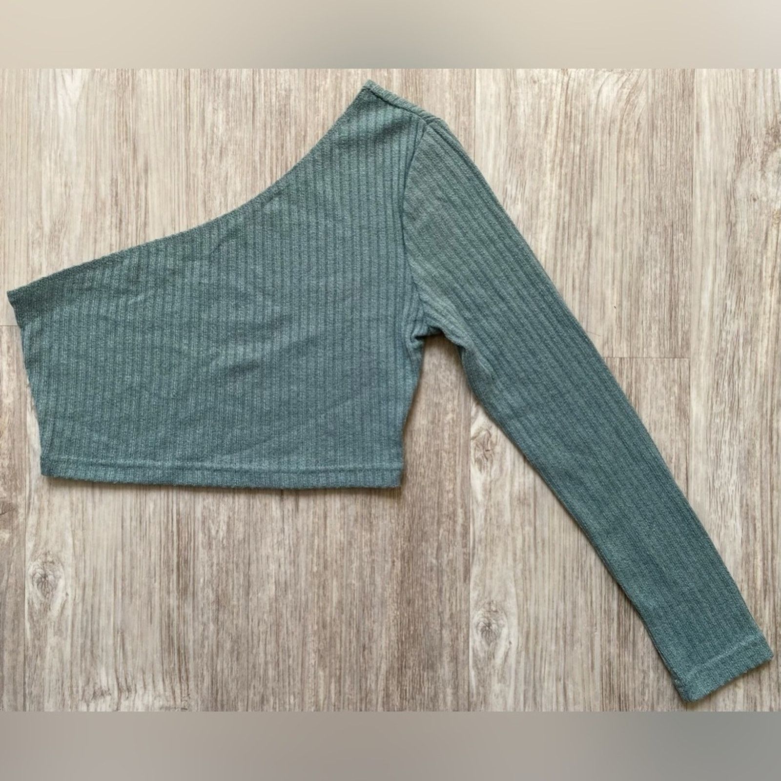 Shein SHEIN | One Shoulder Asymmetrical Crop Shirt Top | Small Size S / US 4 / IT 40 - 1 Thumbnail