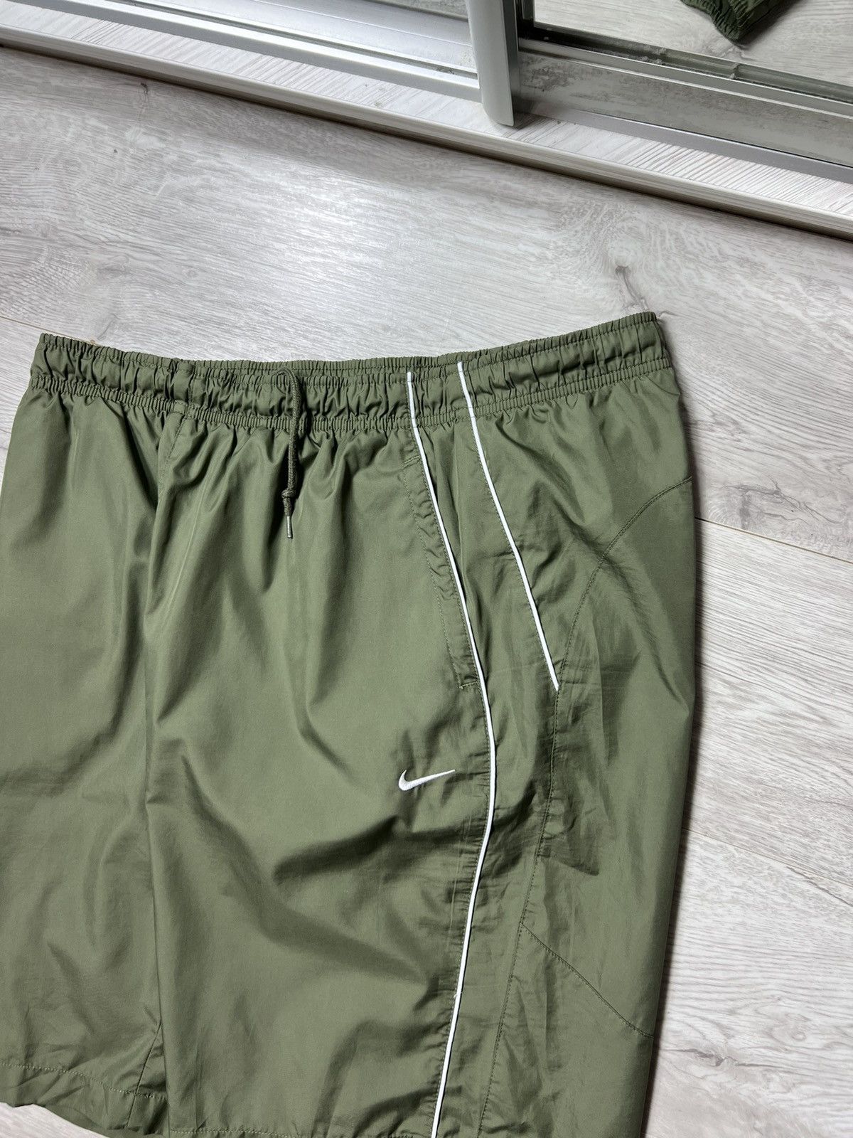 Nike × Vintage Vintage Nike Embroidered Swoosh Logo Nylon Shorts Size L Size US 34 / EU 50 - 2 Thumbnail