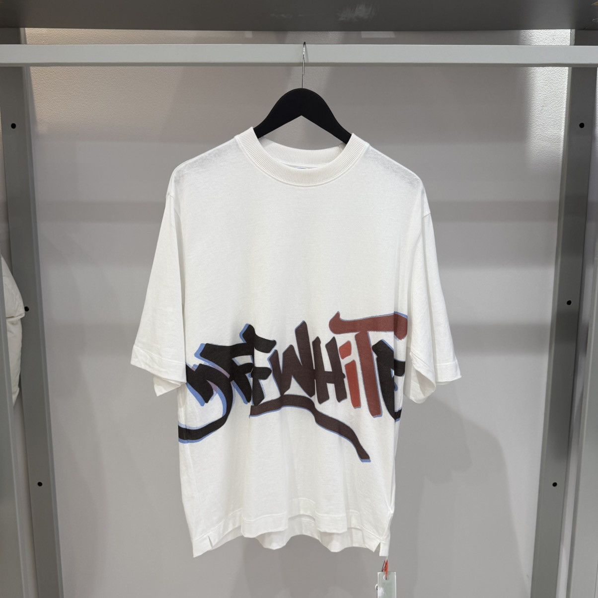 Off-White Off-White Graffiti Logo Tee Size US L / EU 52-54 / 3 - 1 Thumbnail