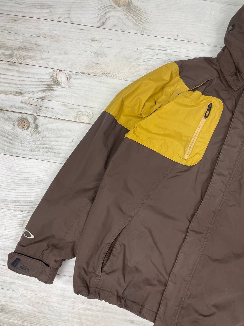 Oakley Vintage Oakley Ski Jacket Logo 90s Nylon Gorpcore Size US S / EU 44-46 / 1 - 6 Thumbnail