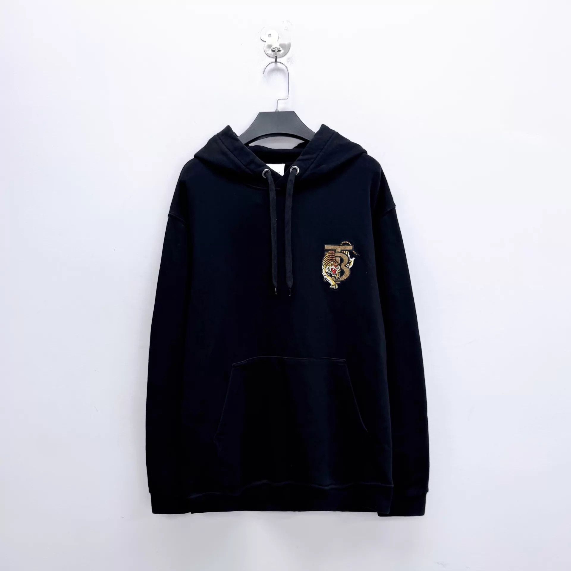Burberry Burberry Hoodie Black TB Tiger Stitch XL Unisex Size US XL / EU 56 / 4 - 1 Thumbnail