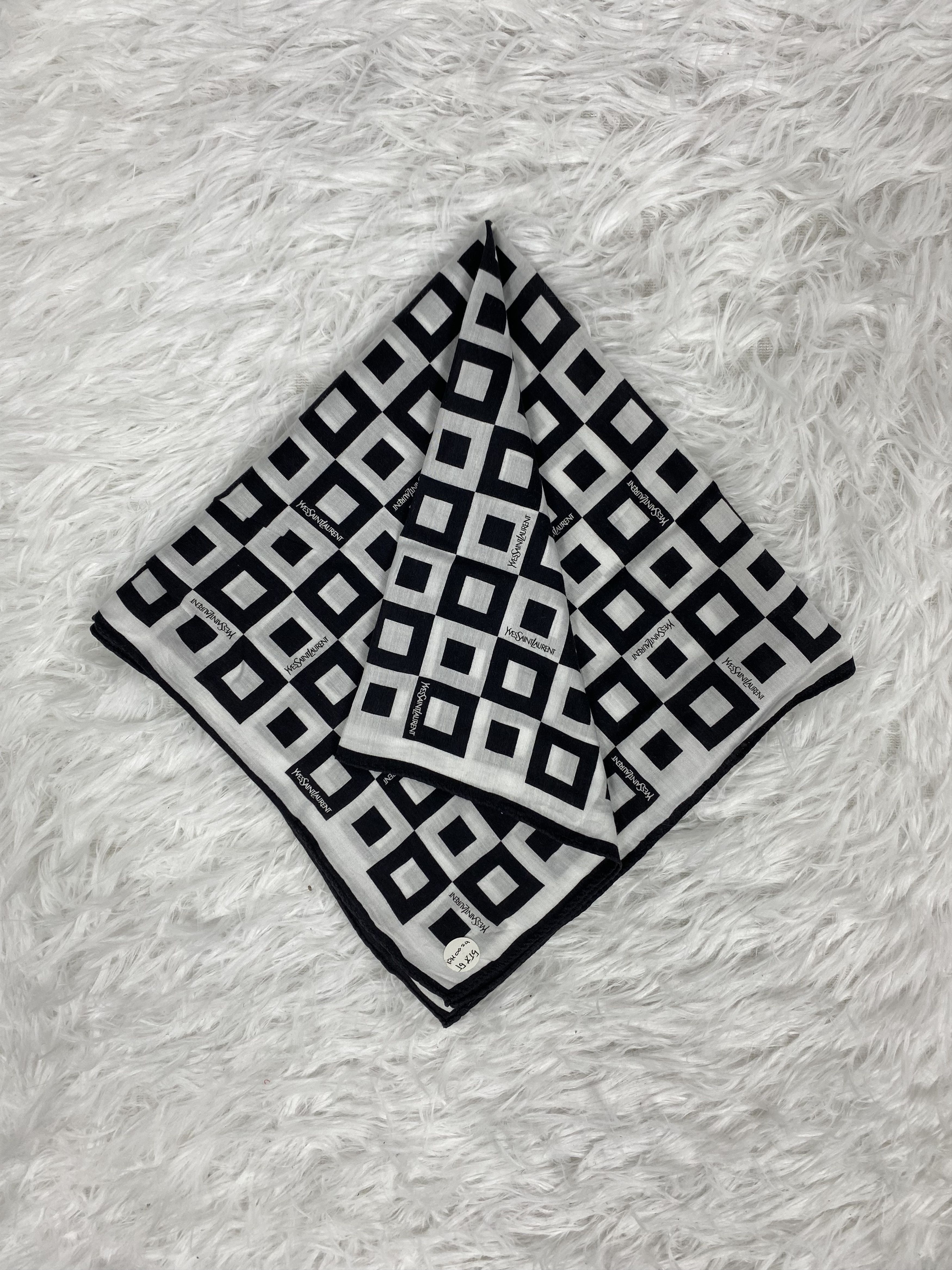 Vintage × Yves Saint Laurent Vintage Yves Saint Lauren Handkerchief PH0024 Size ONE SIZE - 1 Thumbnail