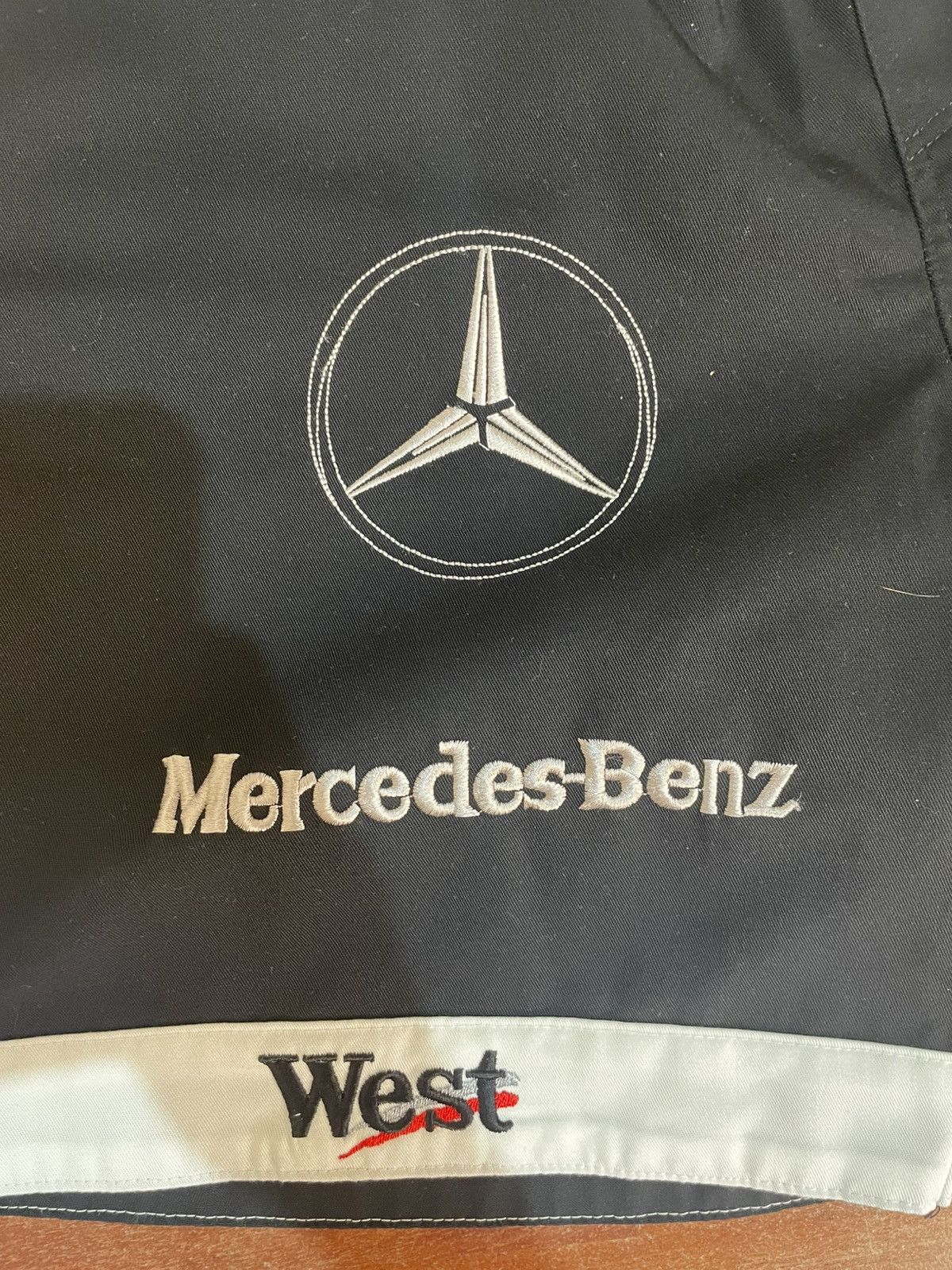 Mercedes-Benz Vintage mercedez benz embroidery short Size US 28 / EU 44 - 3 Thumbnail