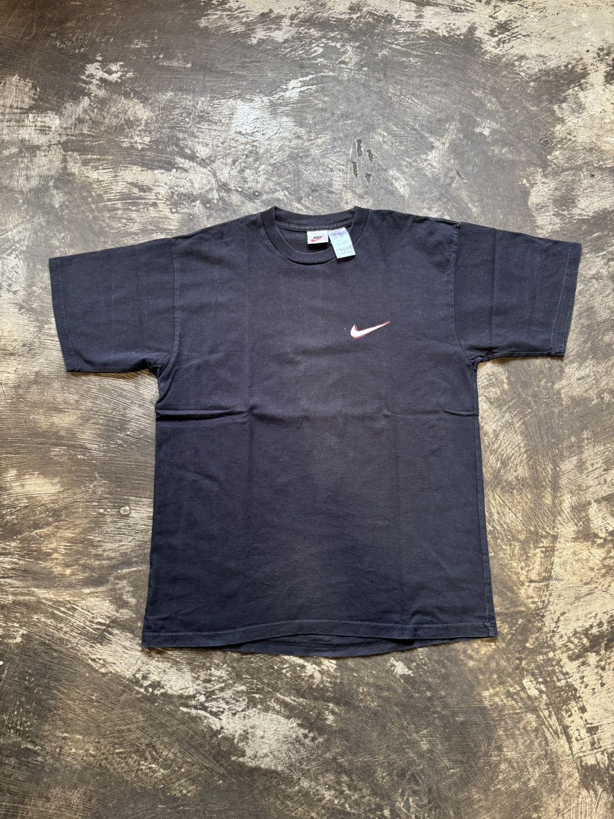 Nike VINTAGE 90’S NIKE BULL EYES Size US M / EU 48-50 / 2 - 3 Thumbnail