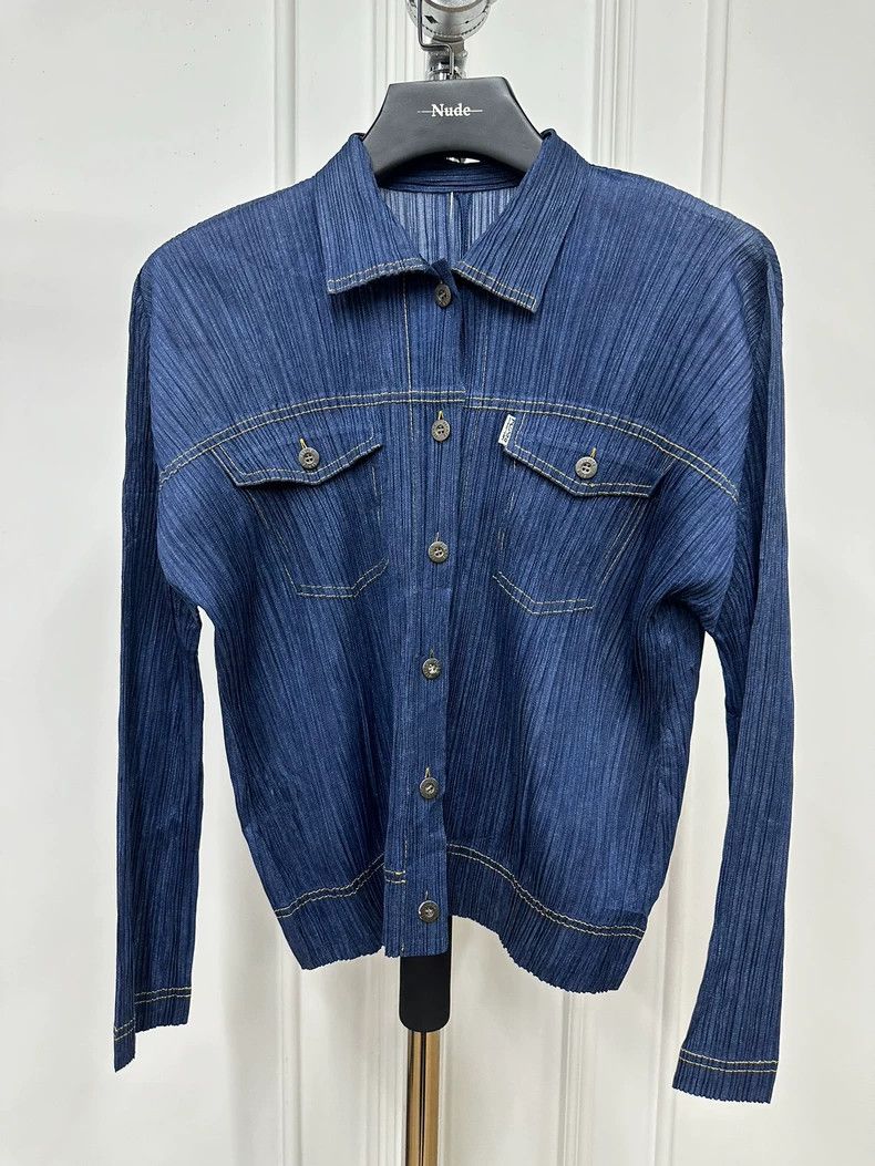 Issey Miyake Issey miyake size 3 Denim pleated jacket 2504-Nextarrow Size M / US 6-8 / IT 42-44 - 1 Thumbnail