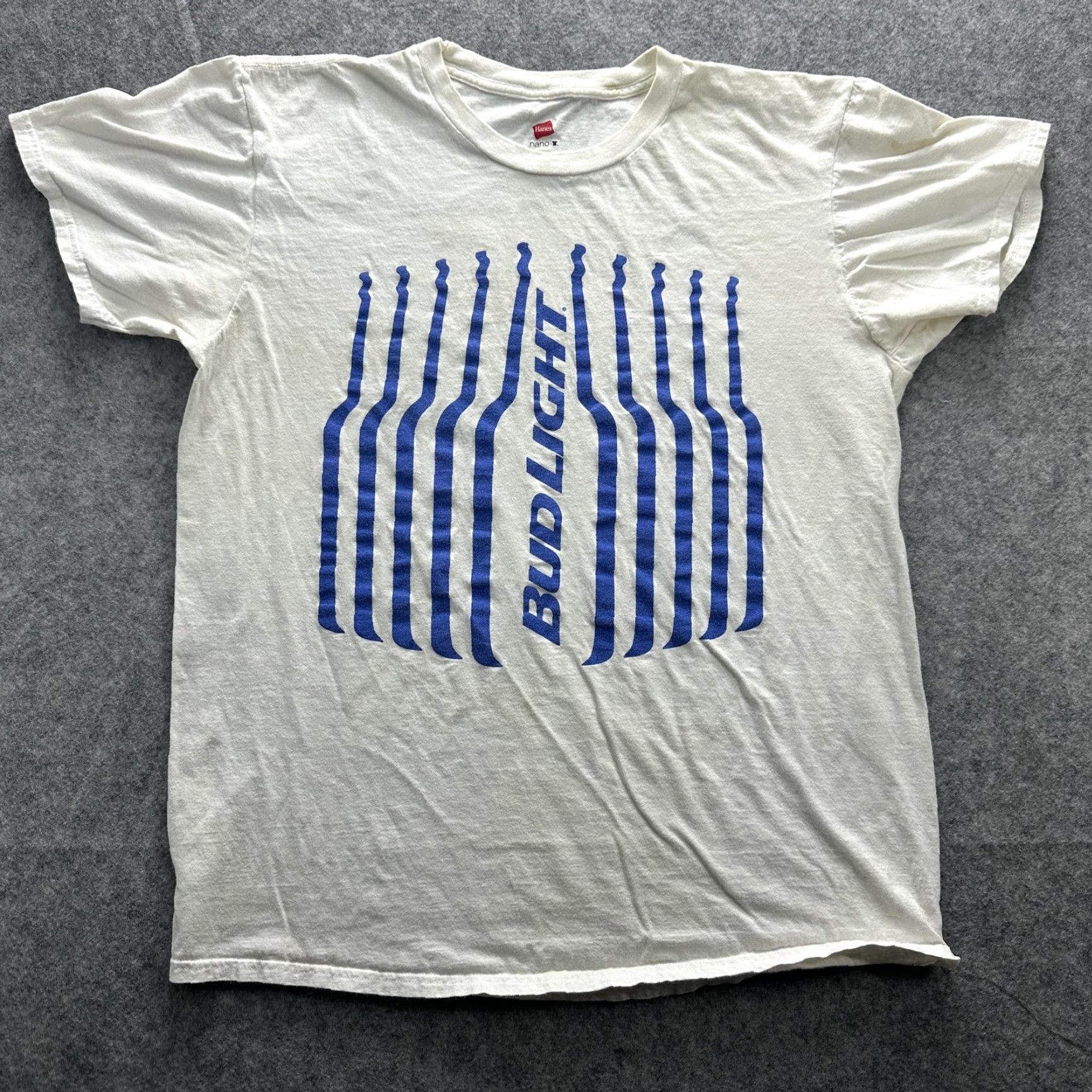 Hanes VINTAGE Bud Light Shirt Mens L White Blue Beer Graphic Promo Hanes Nano-T Size US L / EU 52-54 / 3 - 2 Thumbnail