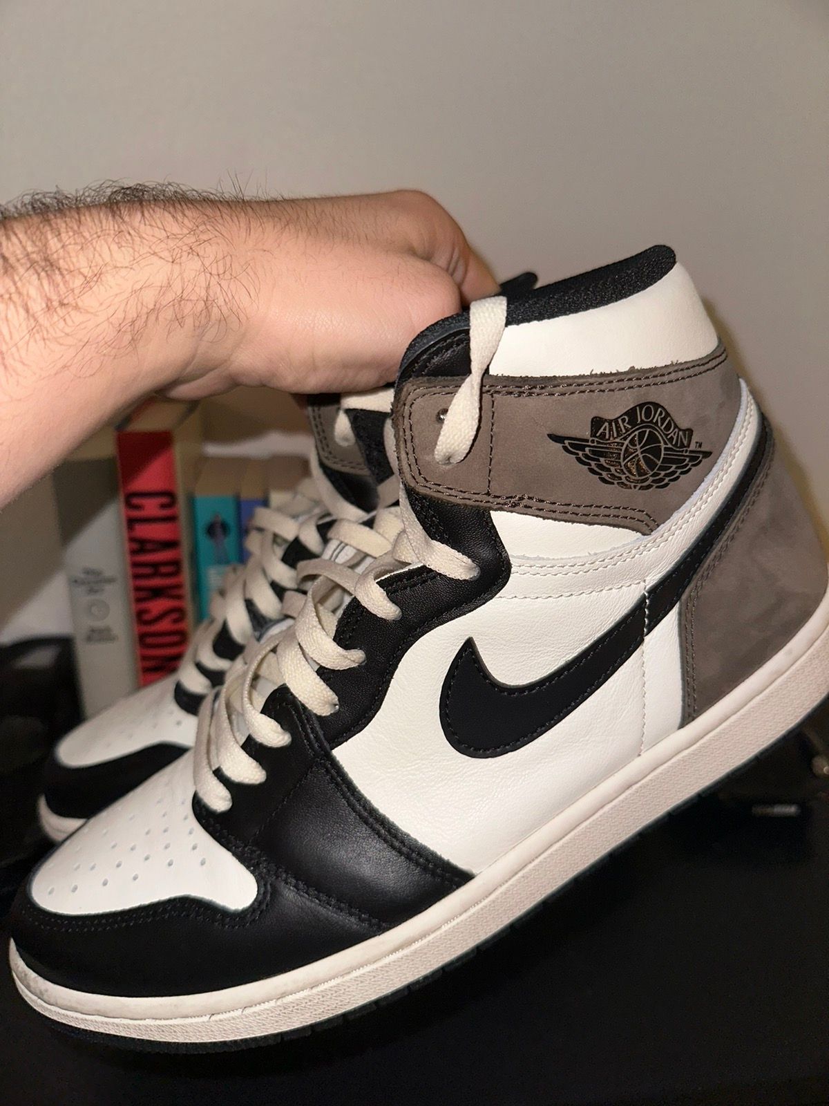 Pre-owned Jordan Nike Air Jordan 1 Retro High Og “mocha” Shoes In Brown