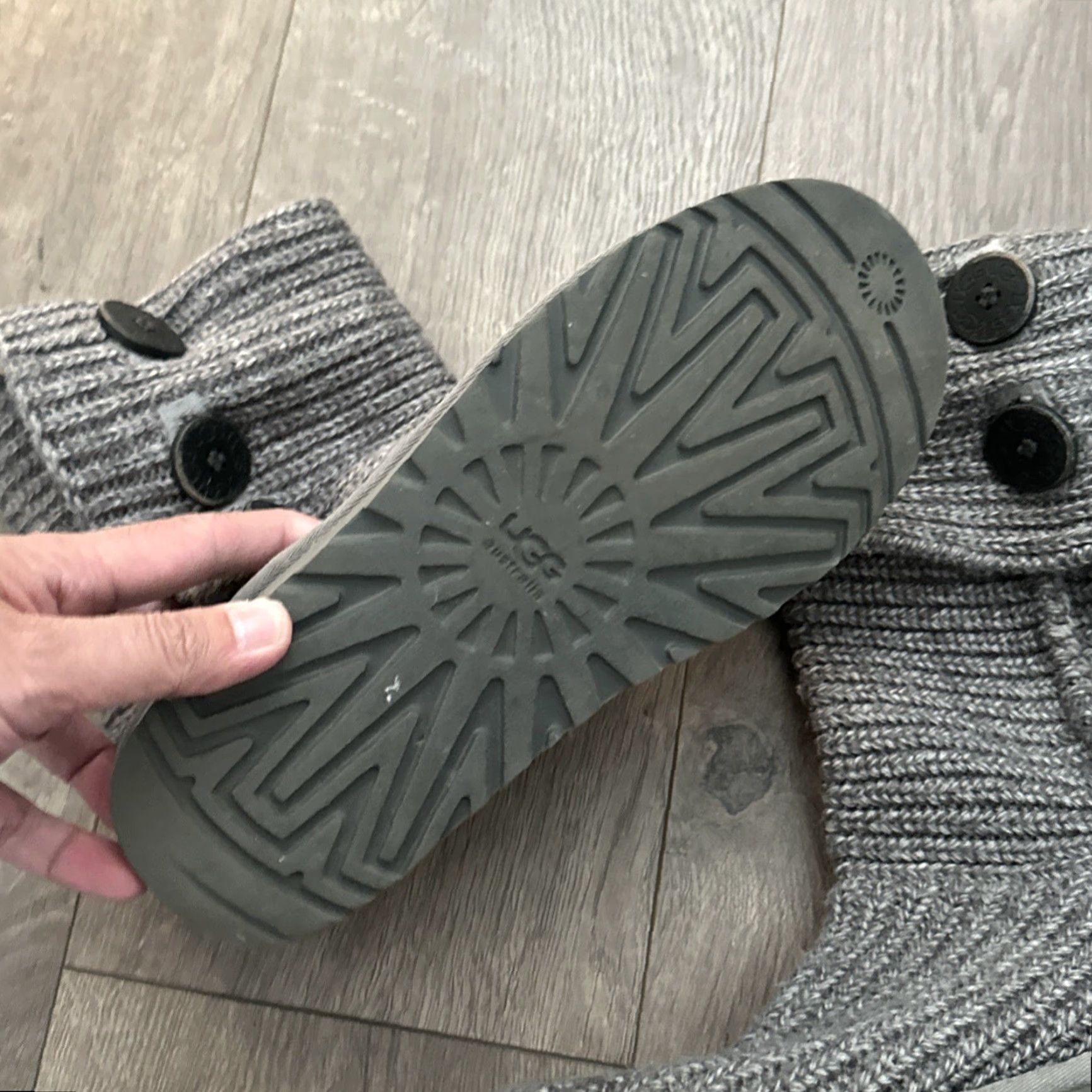 Ugg UGG Australia Classic Cardy Knit Boots Women Size 9 Gray Slip-On Mid-Calf Rubber Size US 9 / IT 39 - 3 Thumbnail
