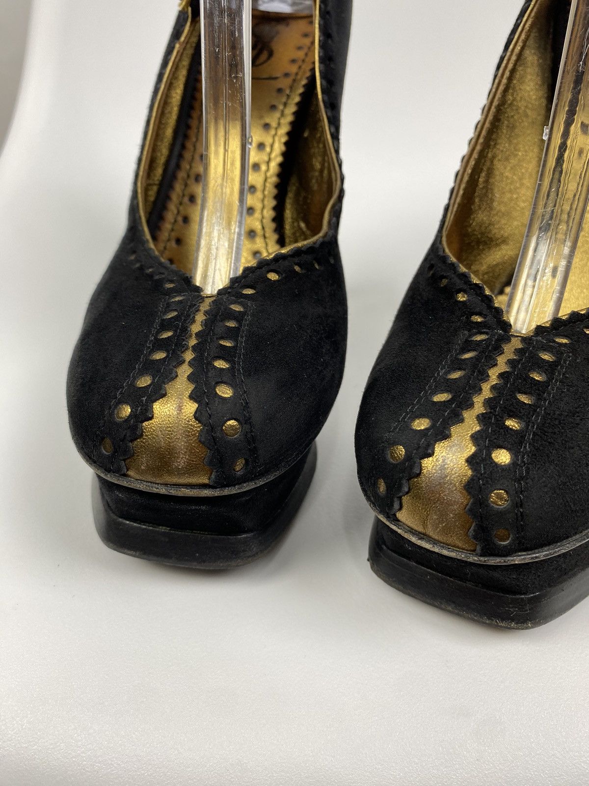 Yves Saint Laurent Yves Saint Laurent Suede Platform Heels size 39 Size US 8 / IT 38 - 5 Thumbnail