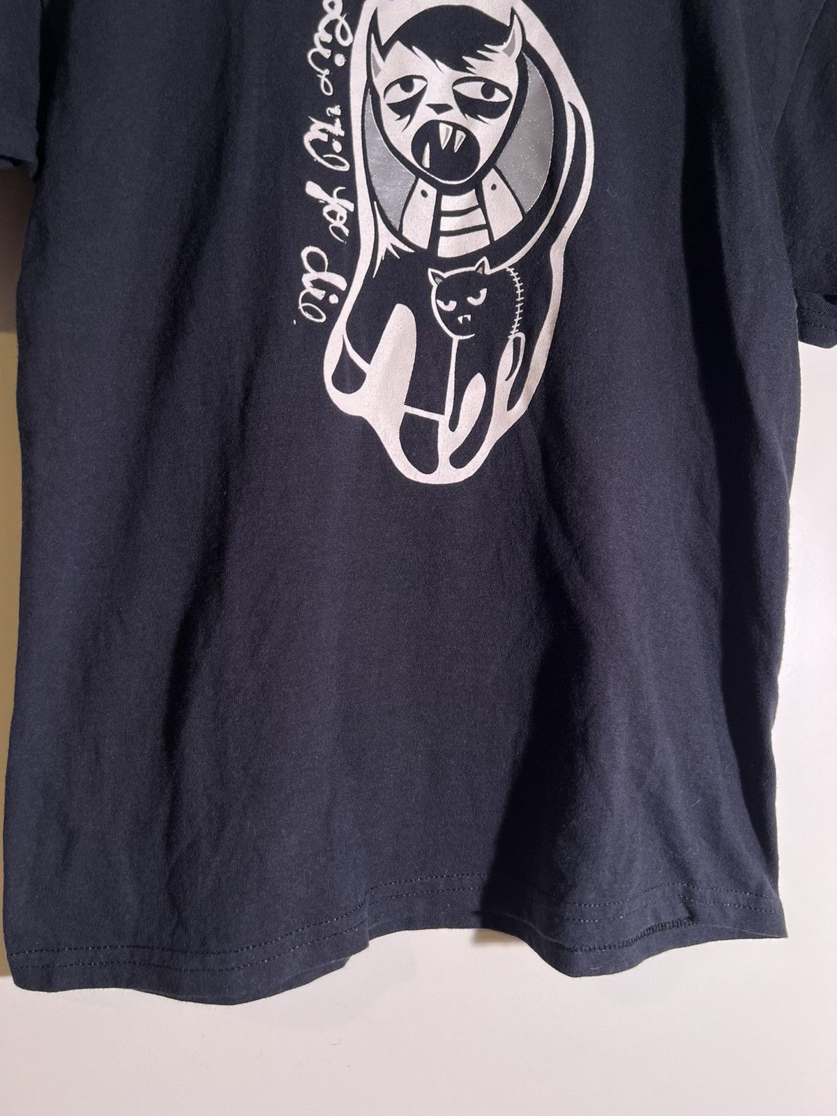 Vintage Y2K 2000’s VTG Vintage Live ‘Til You Die Goth Emo Retro Tee Size US S / EU 44-46 / 1 - 5 Thumbnail