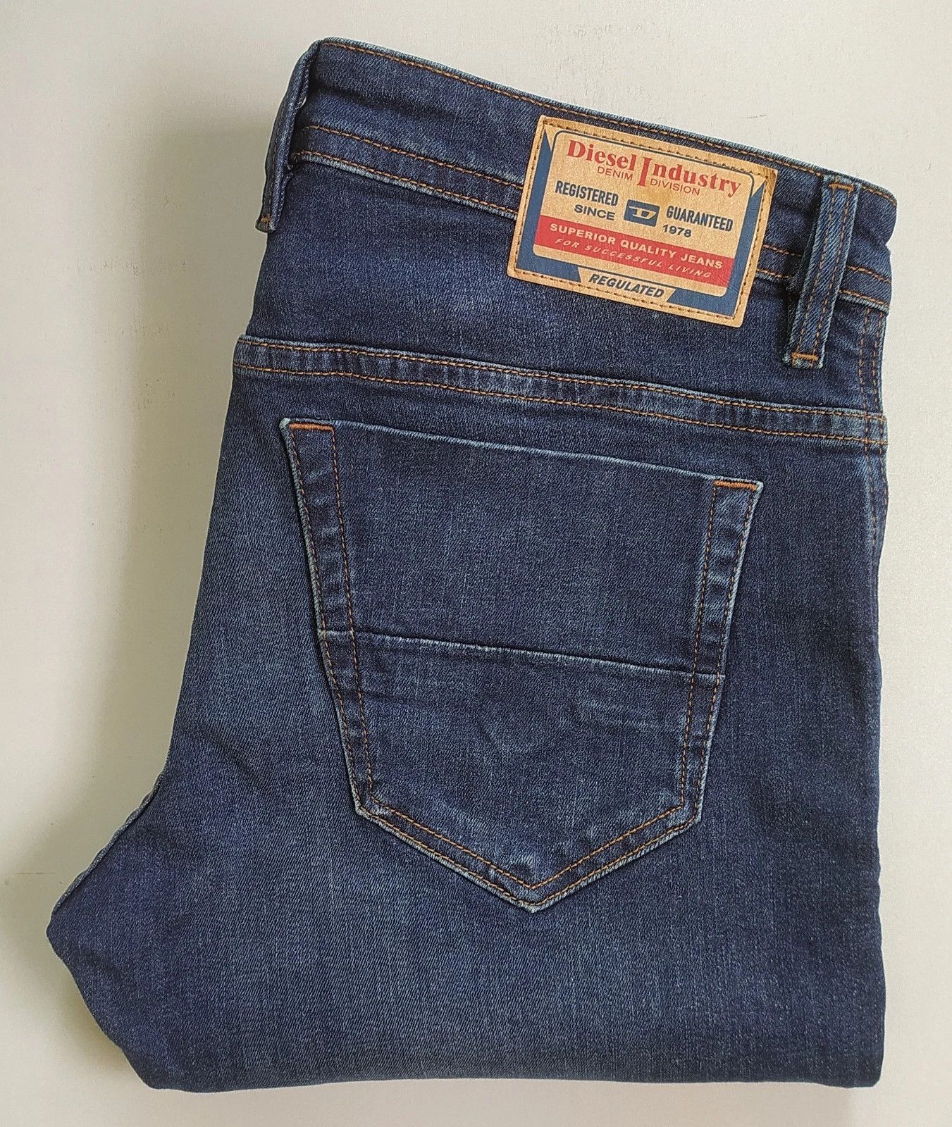 Diesel Diesel THOMMER-X-RM049 Men's Jean WORLDWIDE SHIPPING T 9977 Size US 34 / EU 50 - 1 Thumbnail