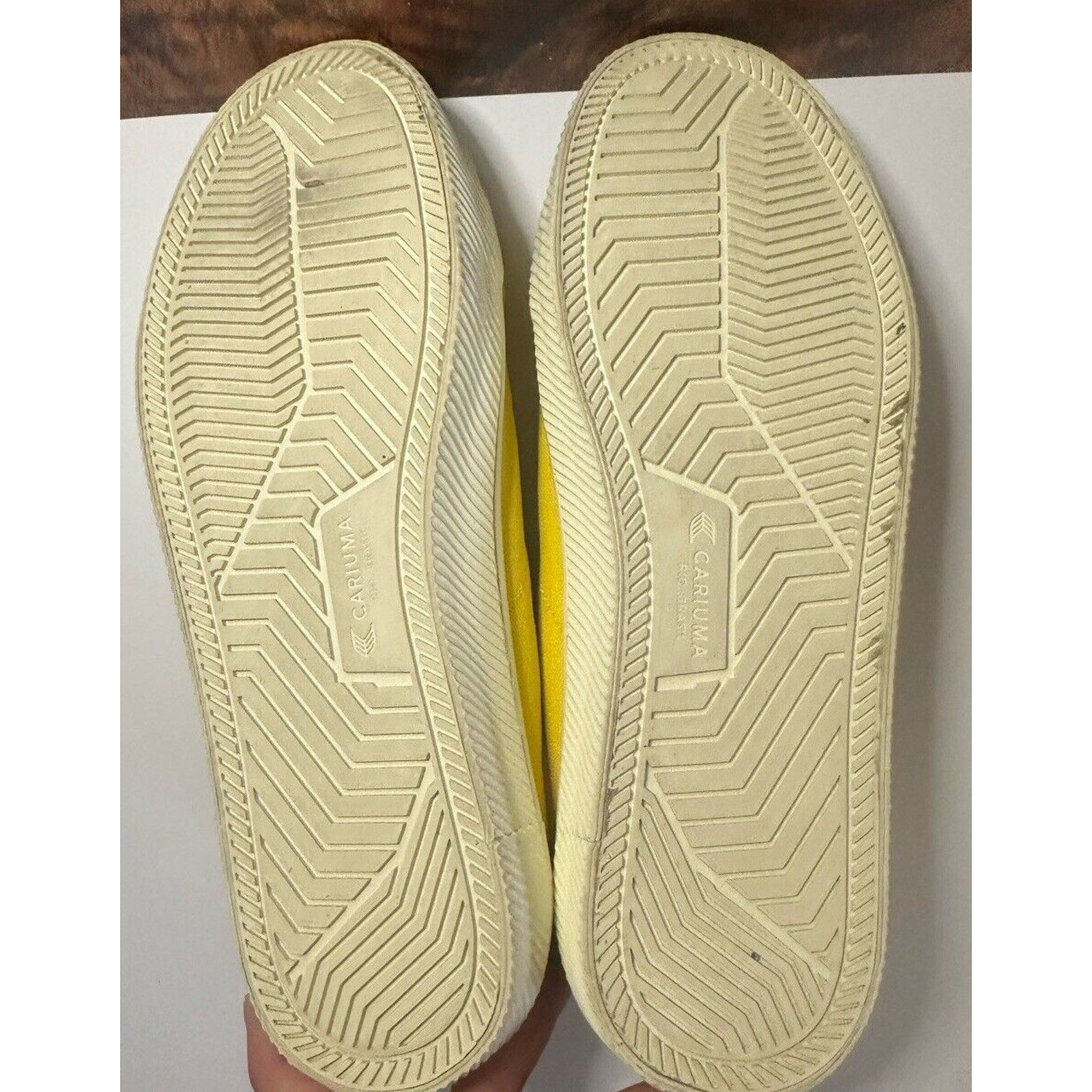 Other Cariuma OCA Low Shoes Womens 10 Mens 8.5 Yellow Uni Sneakers Size US 10 / IT 40 - 7 Thumbnail