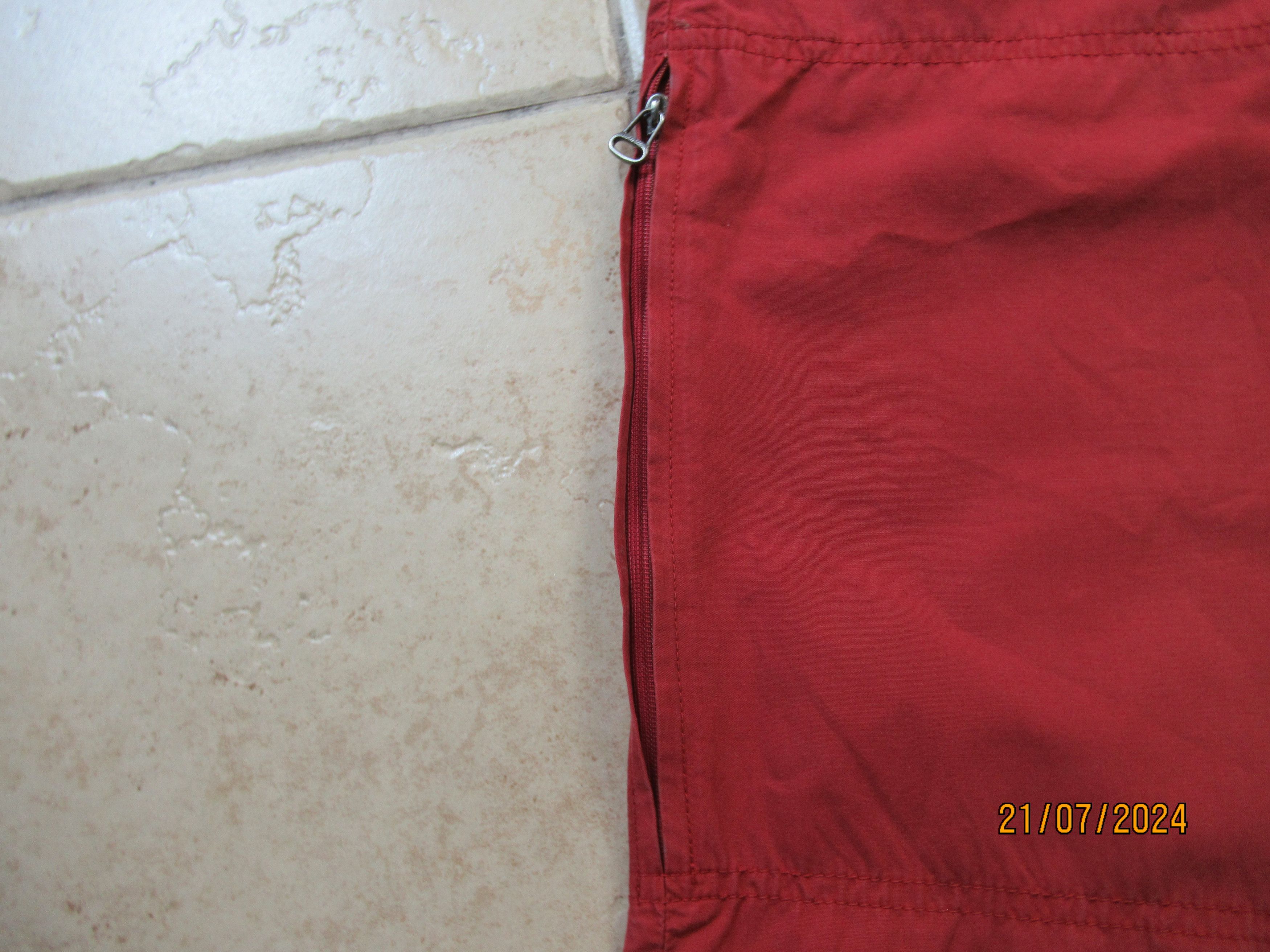 Hugo Boss Hugo Boss Riso red shorts Size US 34 / EU 50 - 3 Thumbnail