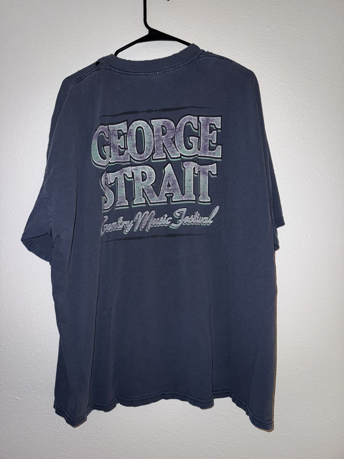 Band Tees Vintage Thrashed George Straight Tee Size US XL / EU 56 / 4 - 2 Thumbnail