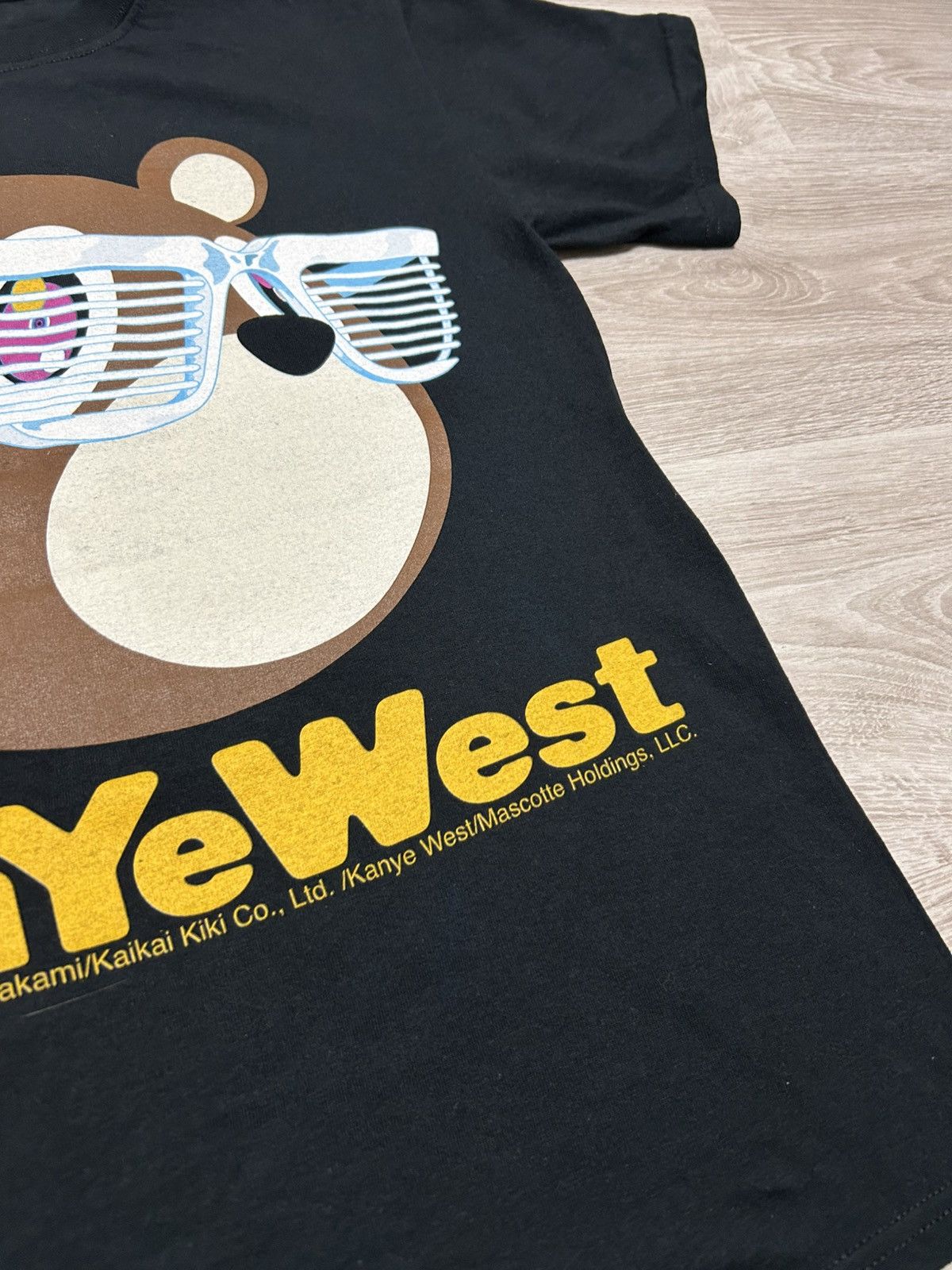 Kanye West Vintage Kanye West Bear big logo x Takashi Murakami 2008 Size US S / EU 44-46 / 1 - 7 Thumbnail