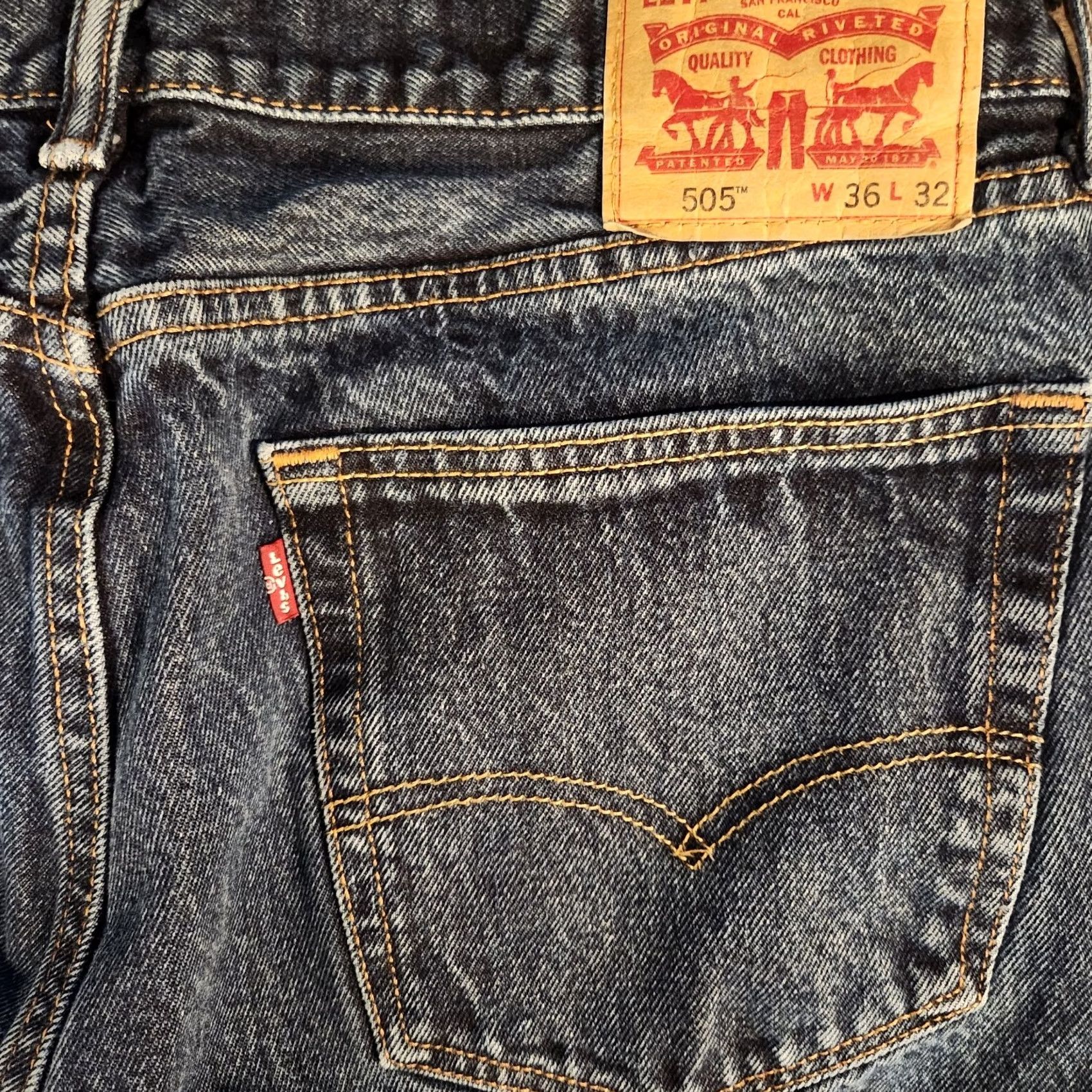 Levi's Levi's 505 Jeans Mens 36X32 Blue Regular Straight Medium Wash Denim Size US 36 / EU 52 - 4 Thumbnail