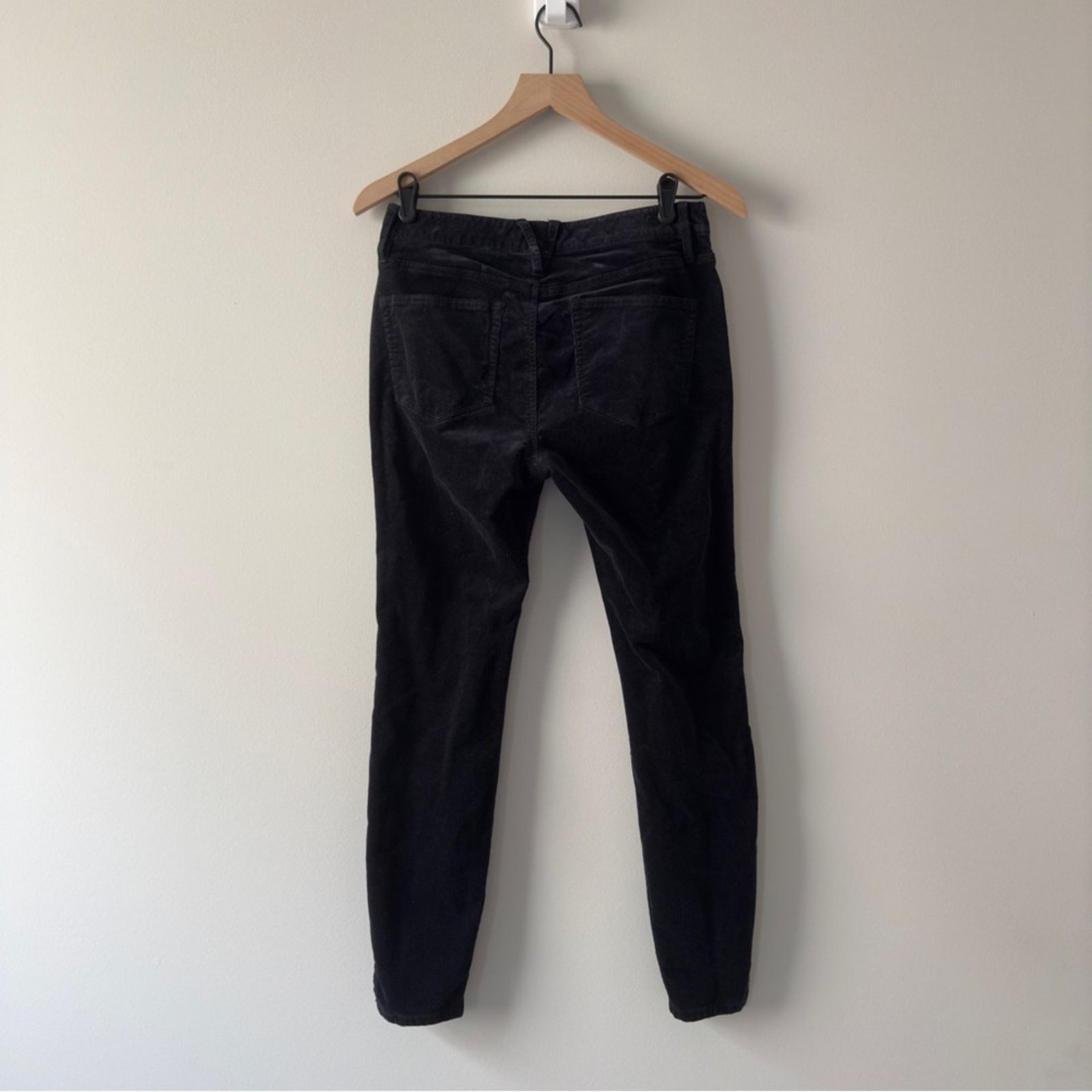 Vineyard Vines Vineyard Vines Corduroy Pants pockets slit hem zip button 4 Size 27" / US 4 / IT 40 - 2 Thumbnail