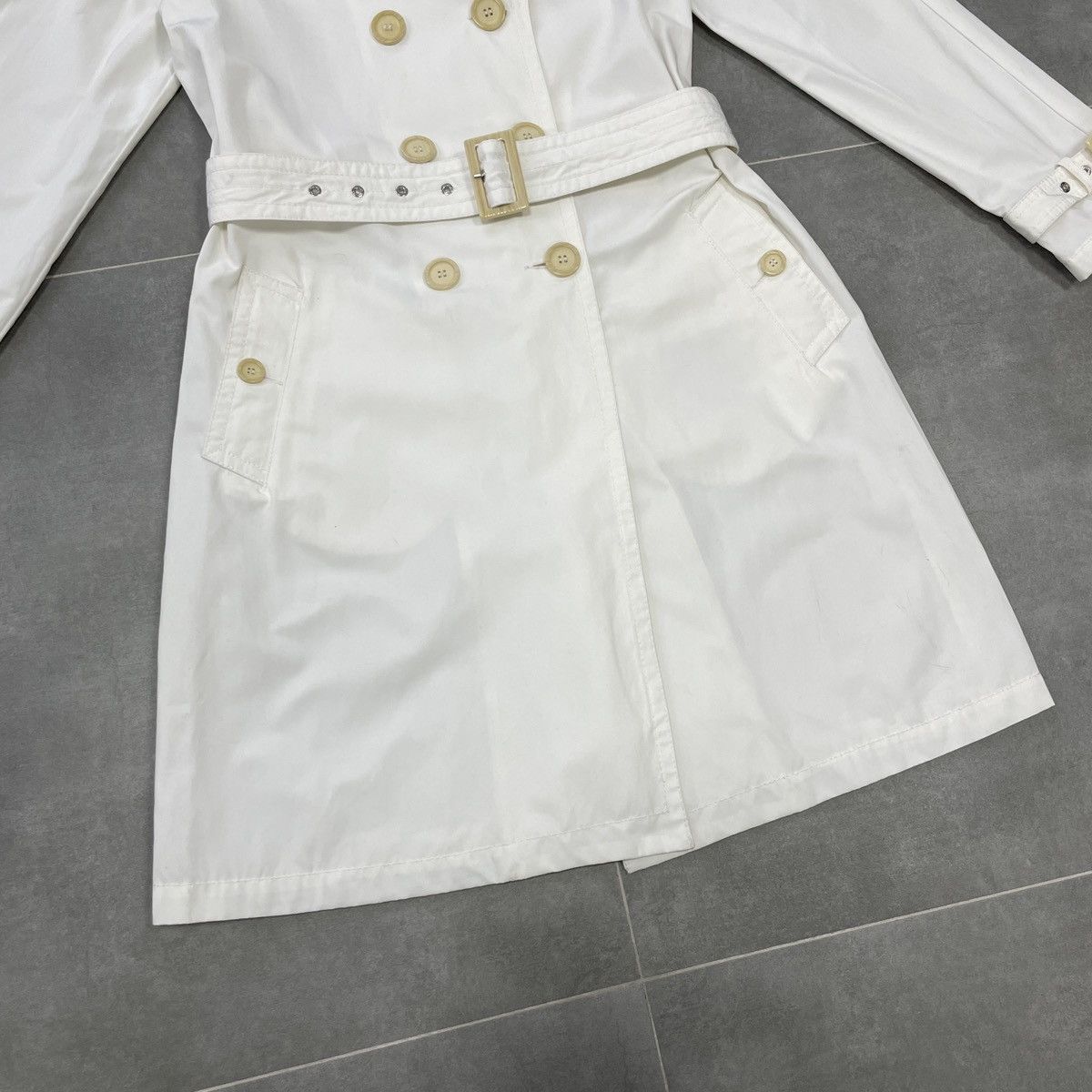 Moncler Authentic Moncler Women Trench Coat Size 2 (M) Size M / US 6-8 / IT 42-44 - 5 Thumbnail