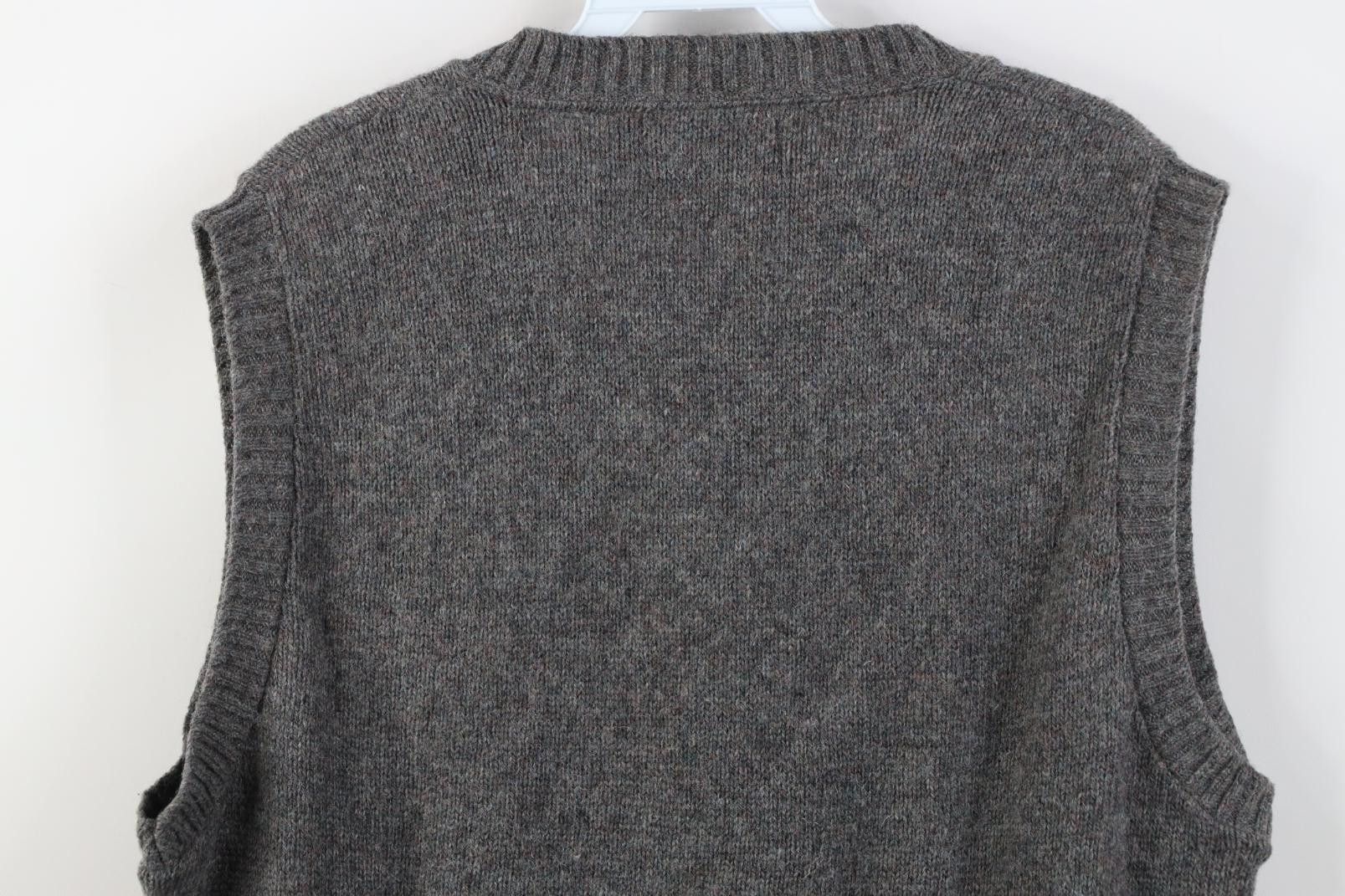 Vintage Vintage 70s Streetwear Wool V-Neck Sweater Vest Gray USA Size US L / EU 52-54 / 3 - 7 Thumbnail