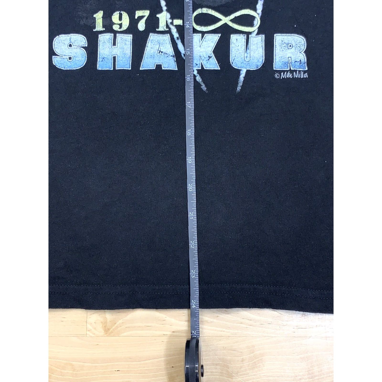 Vintage VINTAGE Tupac Shakur 1971 Graphic T Shirt Men S Black 90s Hip Hop Rap #5498 Size US S / EU 44-46 / 1 - 5 Thumbnail