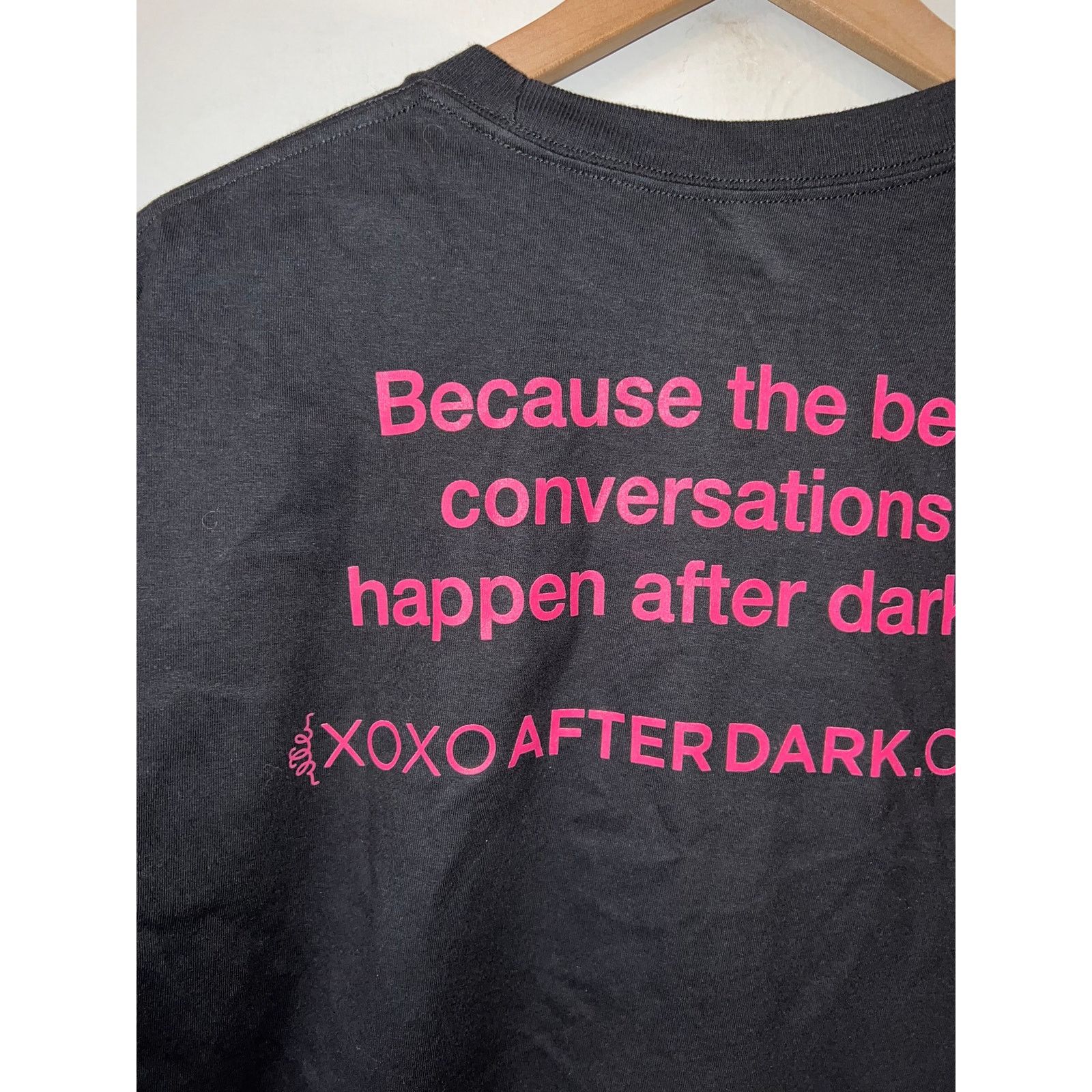 Hanes XOXO Shirt After Dark Best Conversations Happen After Dark Size US XL / EU 56 / 4 - 6 Thumbnail