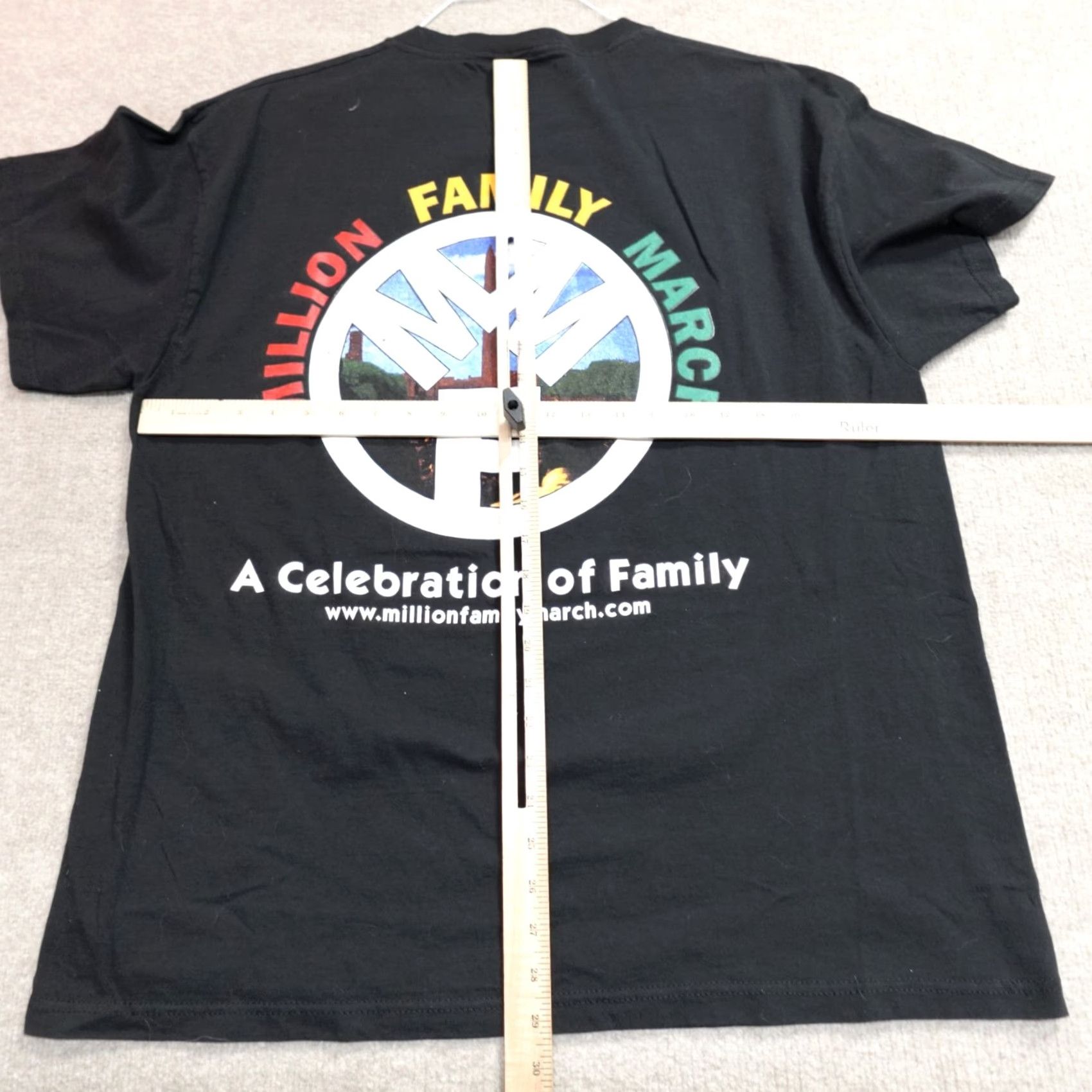 Vintage VINTAGE Million Family March Shirt XL Black Double Sided 2000 October 16th Mens Shirt XL Black Double Sided Band 2000s Size US XL / EU 56 / 4 - 4 Thumbnail
