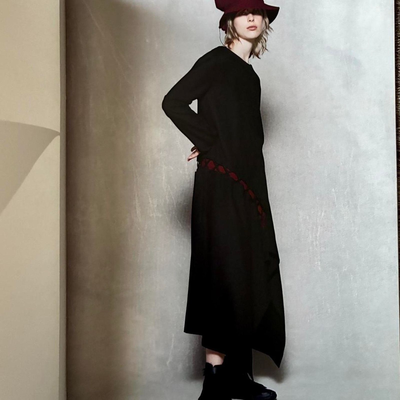 Japanese Brand × Yohji Yamamoto Y’s by Yohji Yamamoto 2024/2025 A/W catalog lookBook Size ONE SIZE - 2 Thumbnail