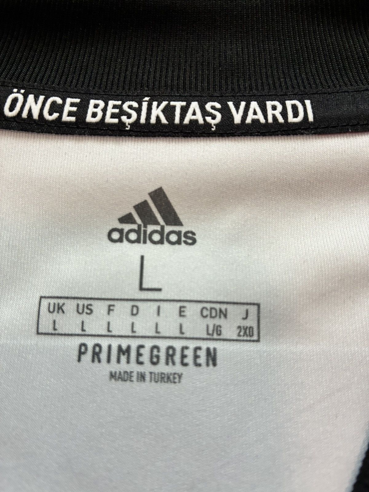 Adidas 2021/2022 Besiktas Home Kit Size US L / EU 52-54 / 3 - 6 Thumbnail