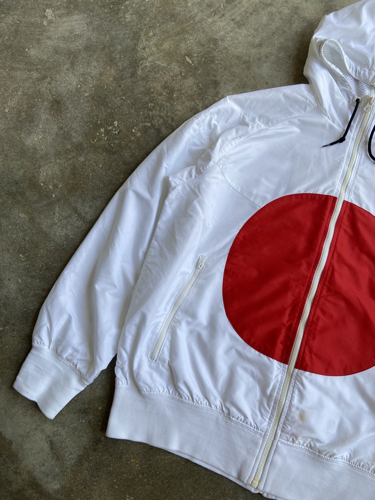 Nike VINTAGE NIKE JAPAN OLYMPIC WINDRUNNER JACKET Size US M / EU 48-50 / 2 - 4 Thumbnail