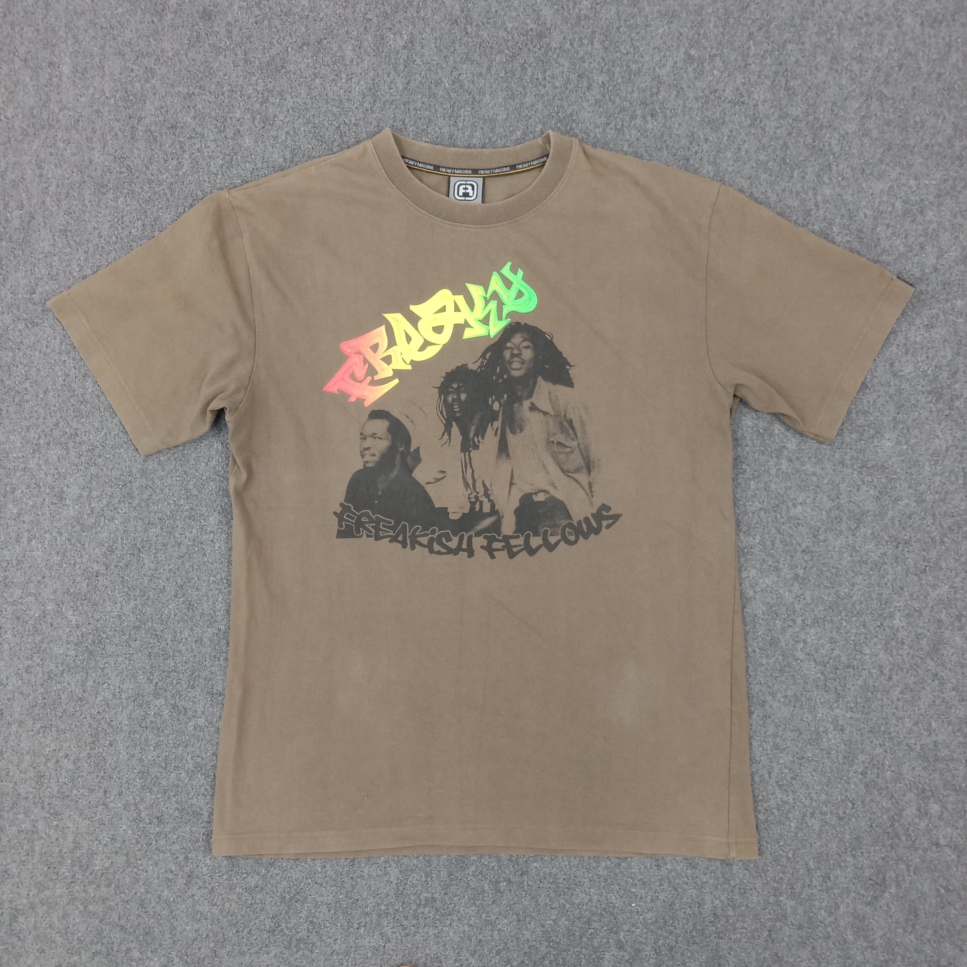 Band Tees × Rap Tees × Vintage Freakish Fellows Reggae Singer Freaky Massive Tshirt Size US XL / EU 56 / 4 - 1 Thumbnail