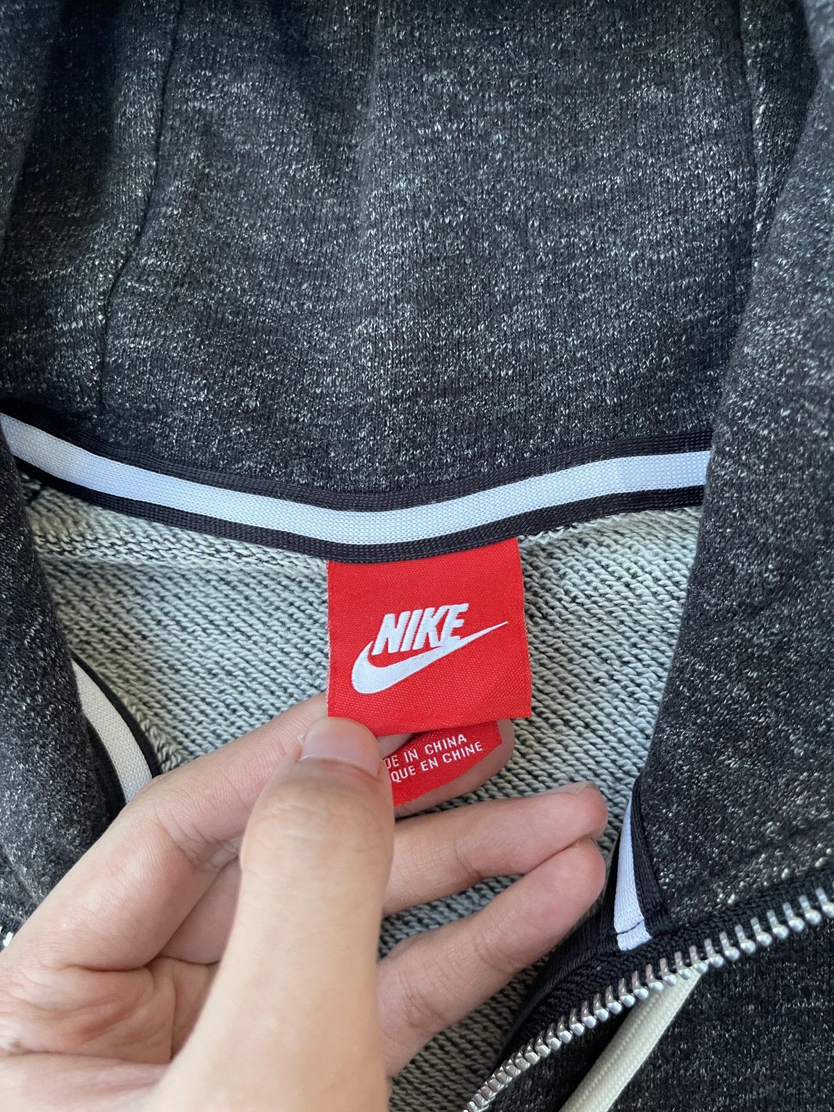 Nike Distressed Nike Zip Up Hoodie Size US L / EU 52-54 / 3 - 8 Thumbnail