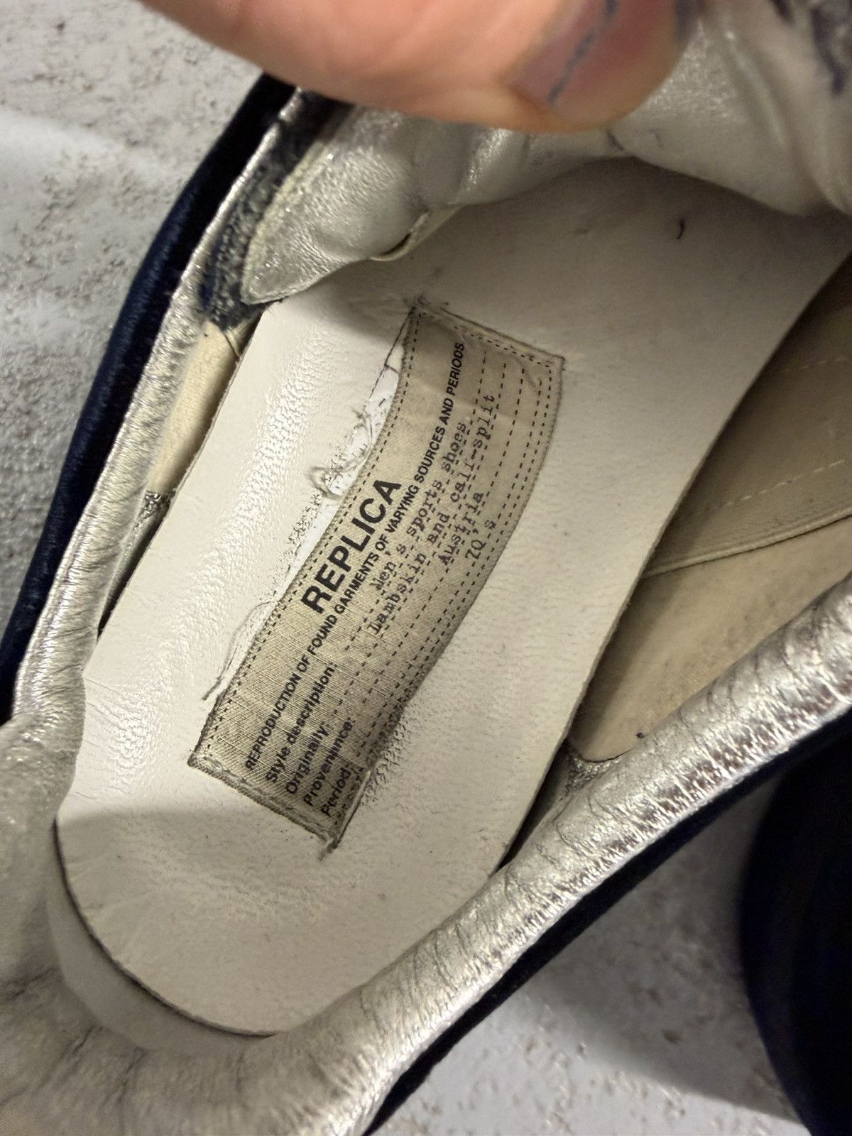 Maison Margiela Maison Margiela Replica VelourSneakers Size US 8.5 / IT 38.5 - 8 Thumbnail