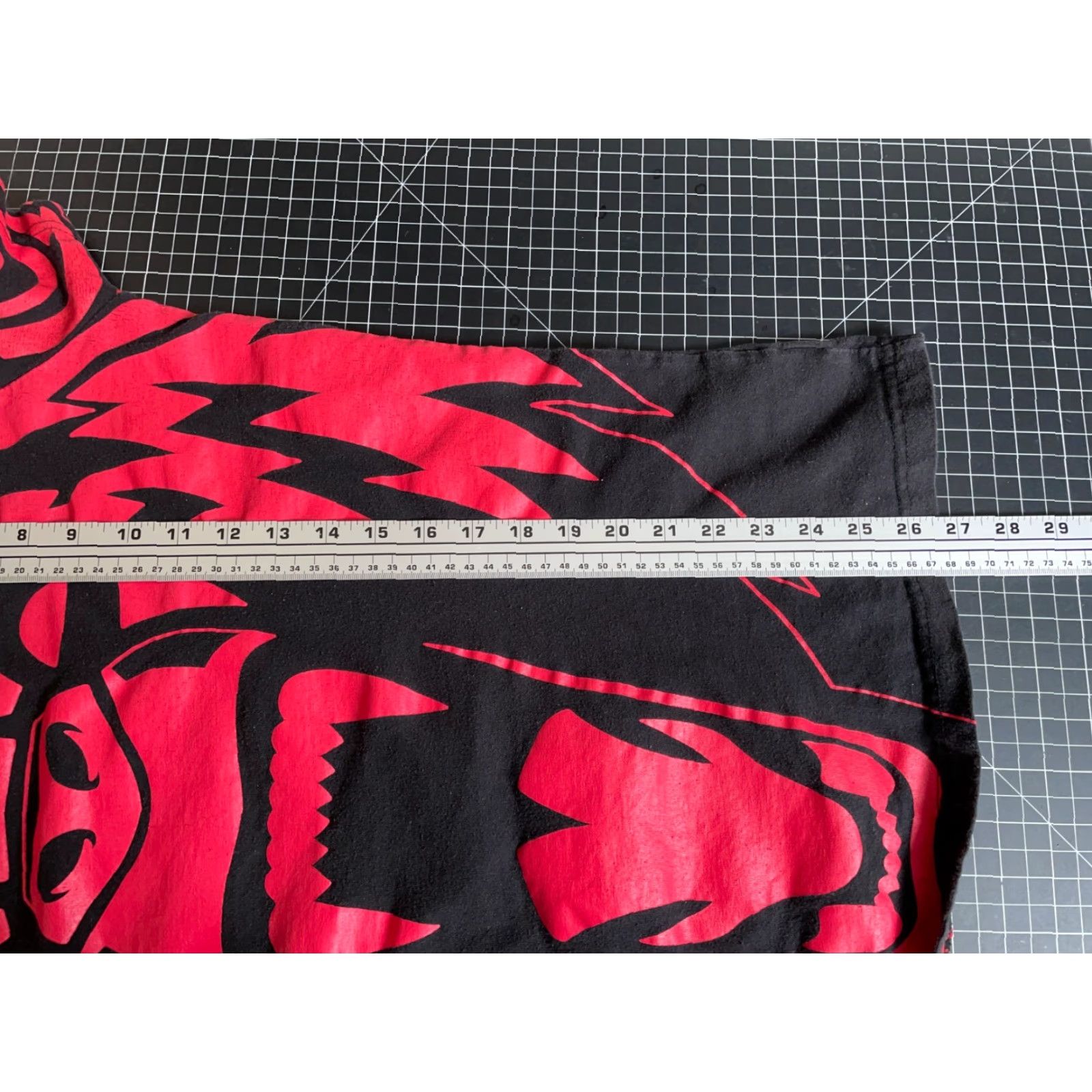 Vintage Imperious Gorilla AOP T-Shirt Adult Large Black Red Ape All Over Print Size US L / EU 52-54 / 3 - 6 Thumbnail