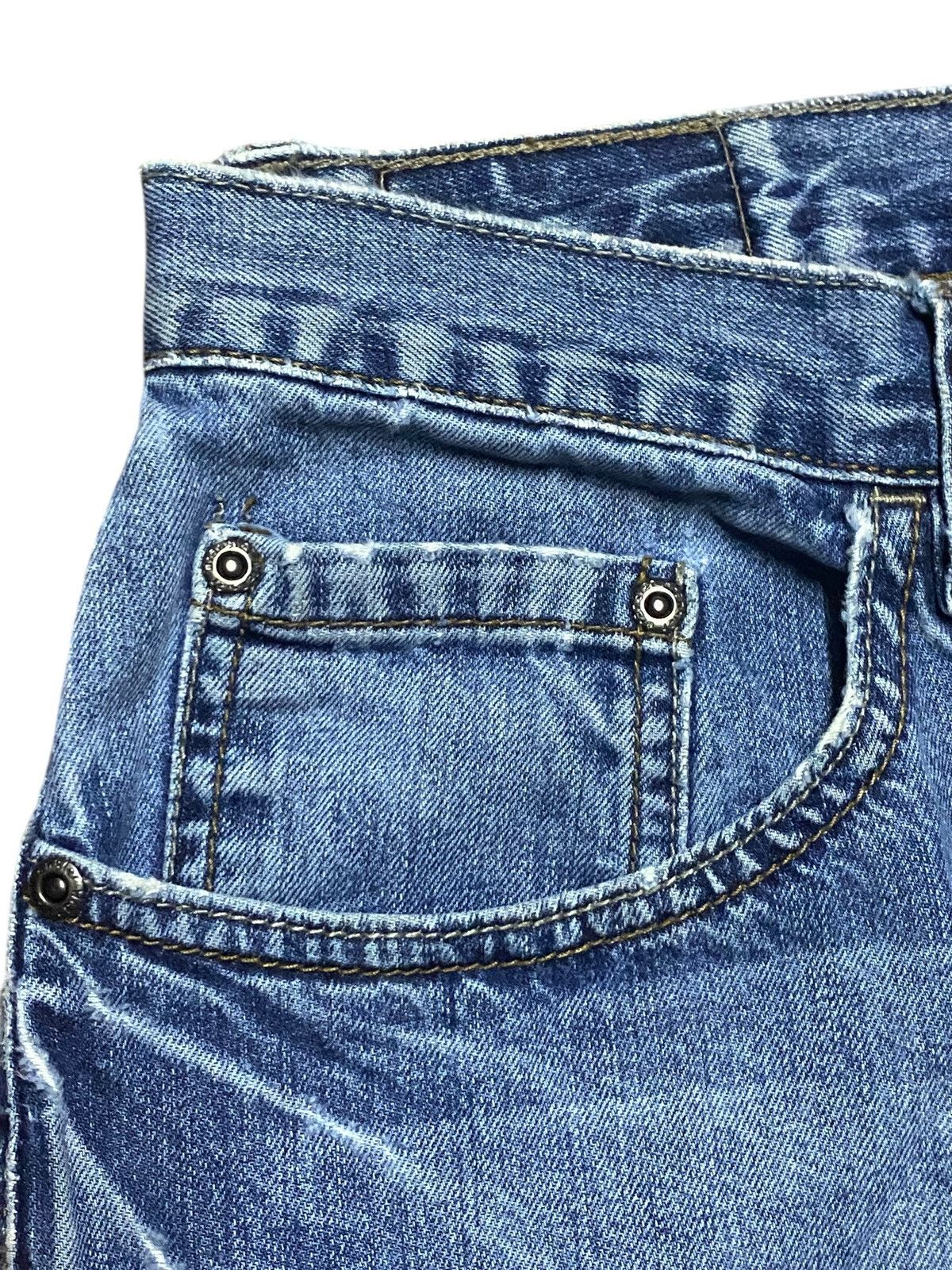 Wrangler Vintage Wrangler Relaxed Boot Light Wash Distressed Baggy Size US 32 / EU 48 - 7 Thumbnail