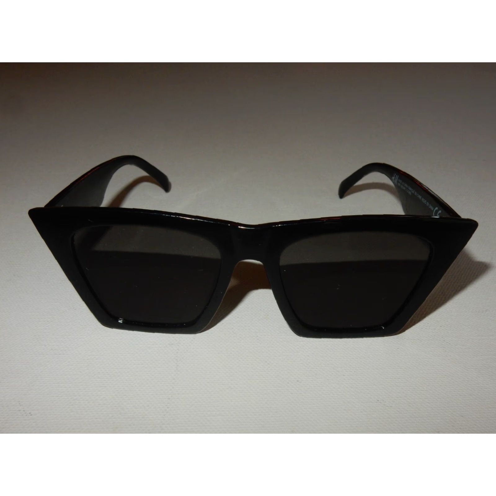 H&M H&M Women's Black Sunglasses - Frames with Minor Scratches Size ONE SIZE - 2 Thumbnail