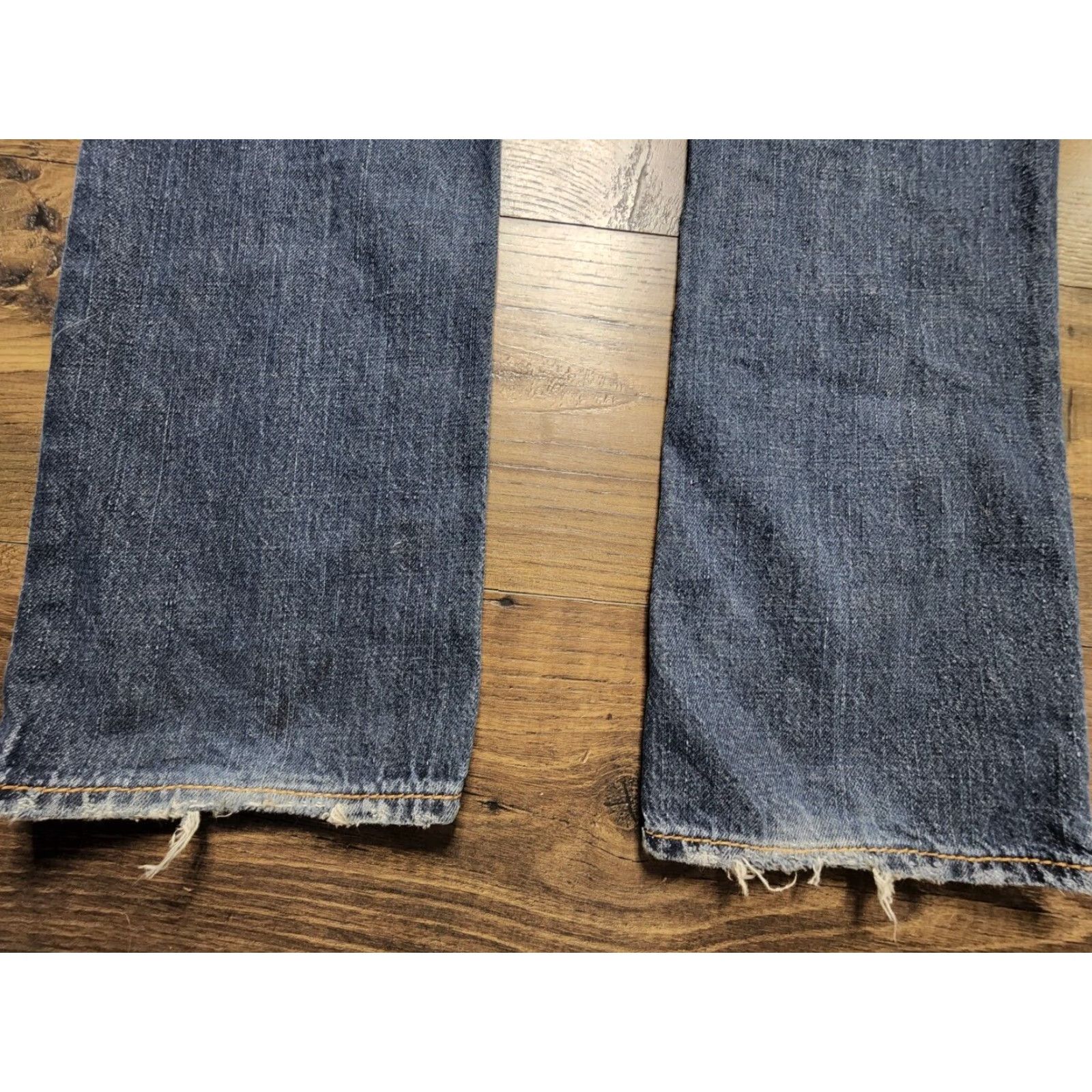 True Religion VINTAGE True Religion Ricky Jeans Women's Bootcut Jeans Size 29 Medium Wash Distressed Casual Size 29" - 4 Thumbnail