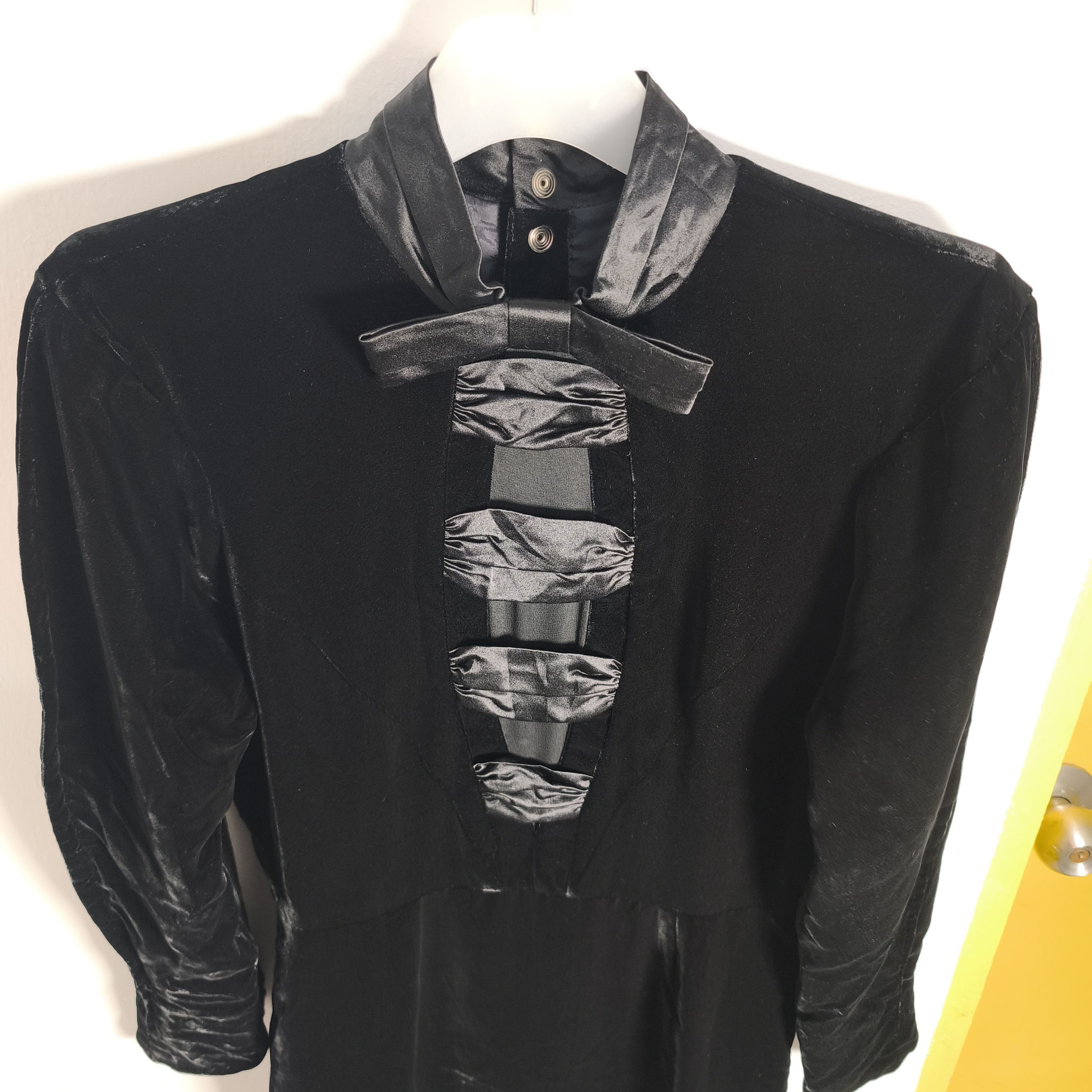 Thierry Mugler Thierry Mugler Velvet Long Dress Vintage Size M / US 6-8 / IT 42-44 - 9 Thumbnail